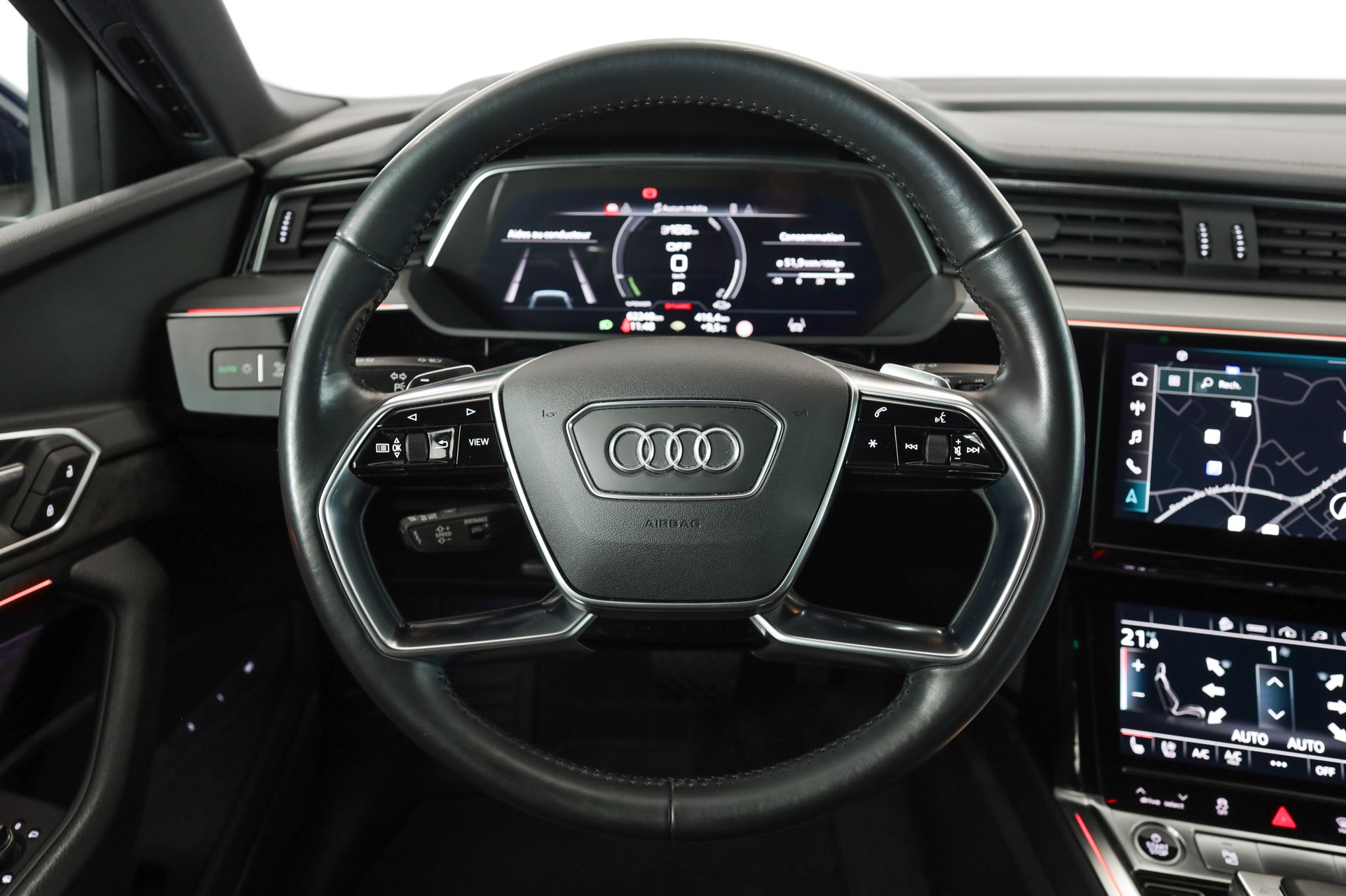 AUDI e-tron 55 Sportback S Line quattro-image-8