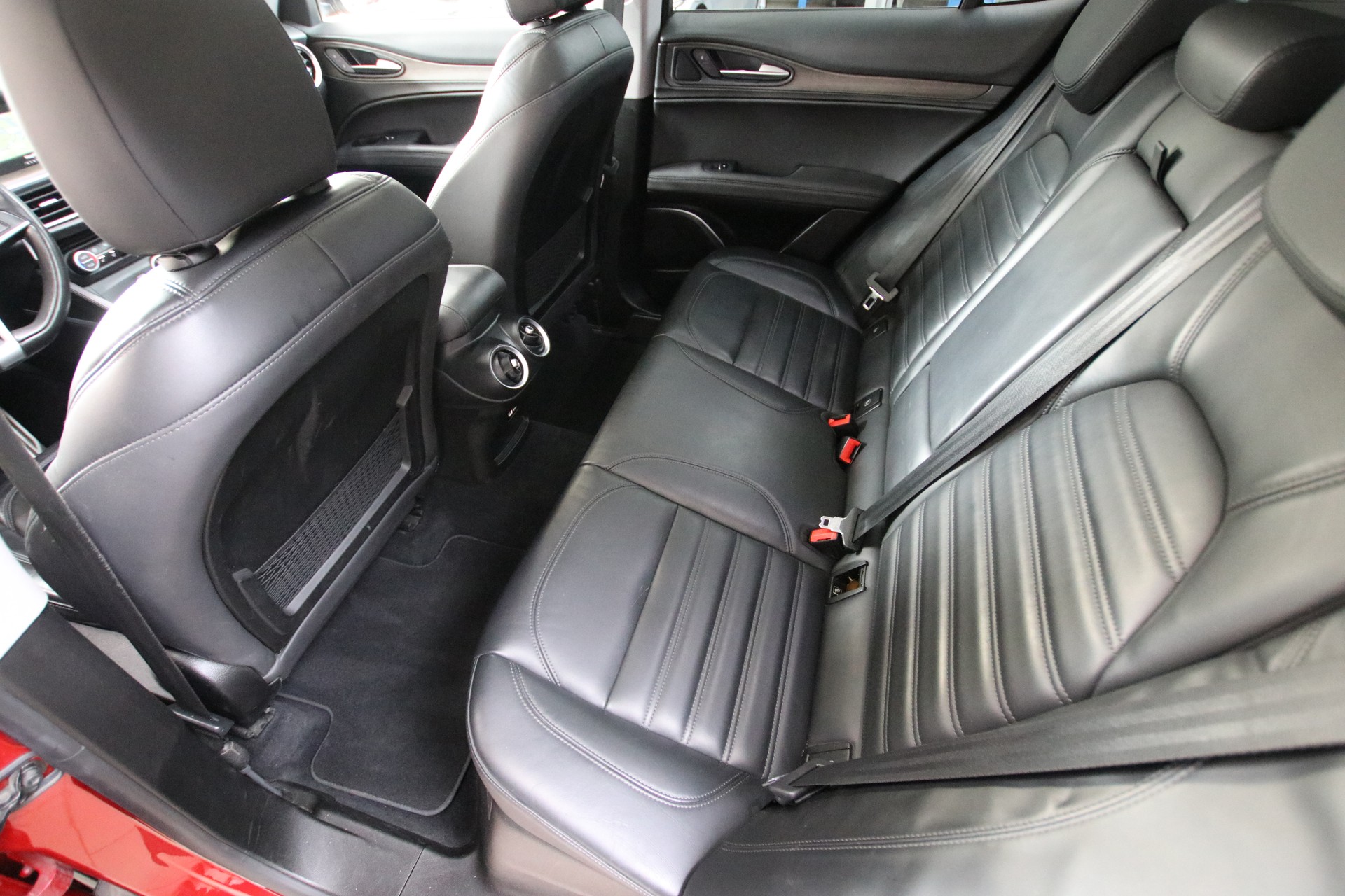 ALFA ROMEO Stelvio 2.0 First Edition Q4 Automatic-image-13