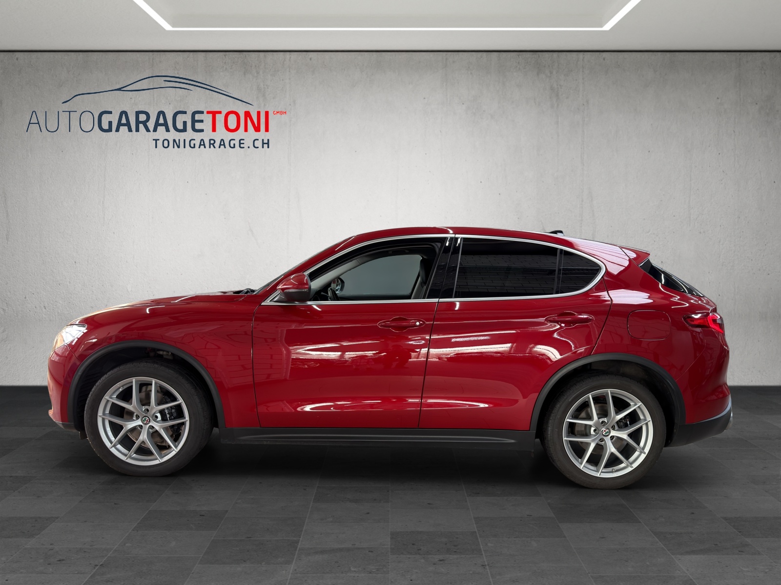 ALFA ROMEO Stelvio 2.0 First Edition Q4 Automatic-image-3