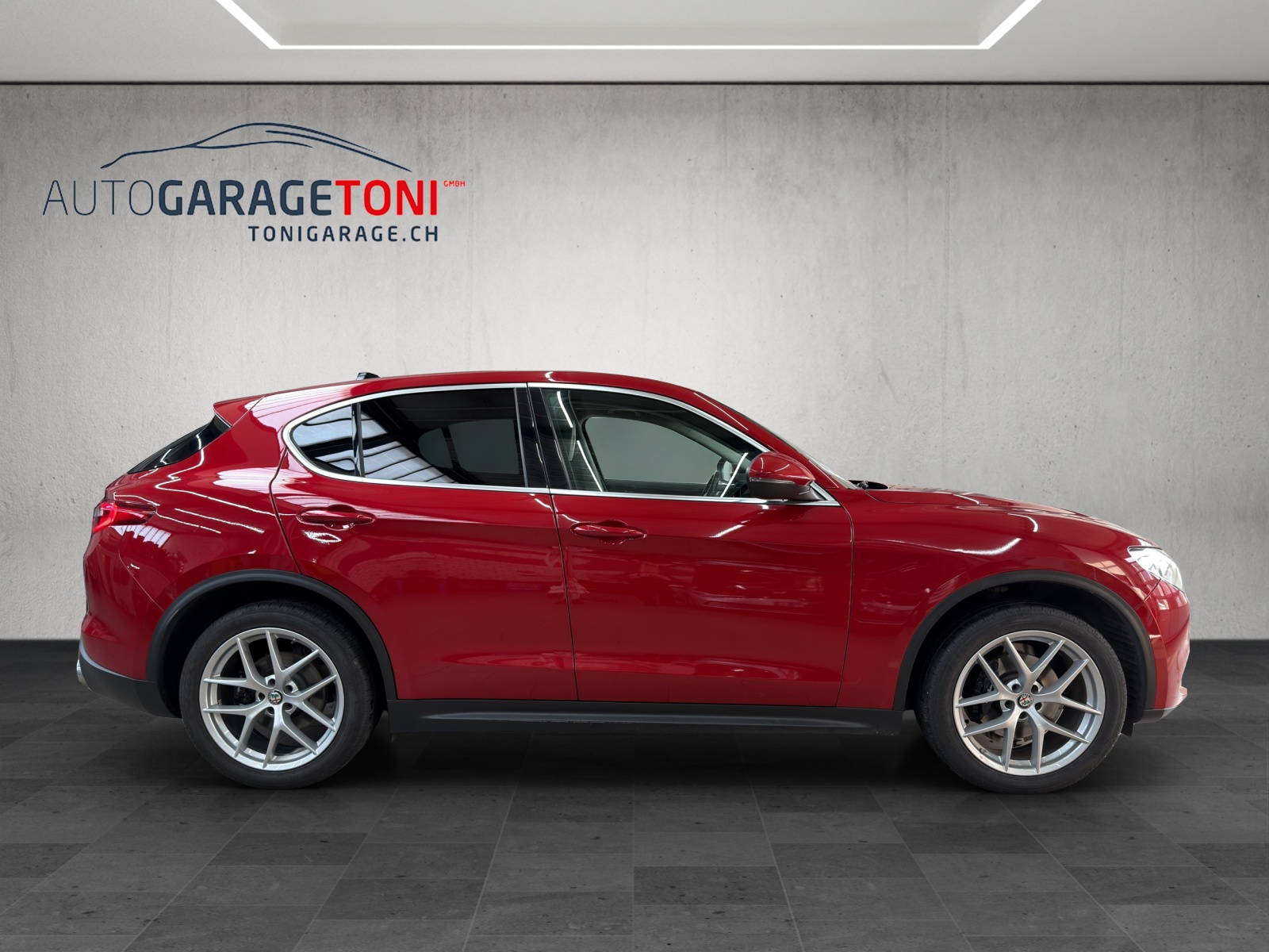ALFA ROMEO Stelvio 2.0 First Edition Q4 Automatic-image-4