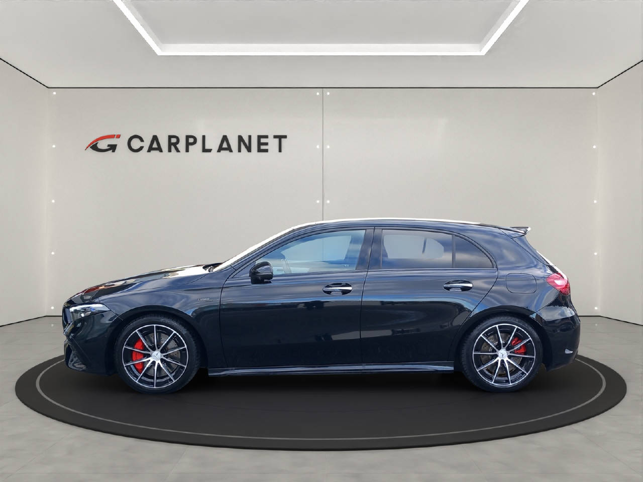 MERCEDES-BENZ A 35 AMG 4matic-showroom-element-1