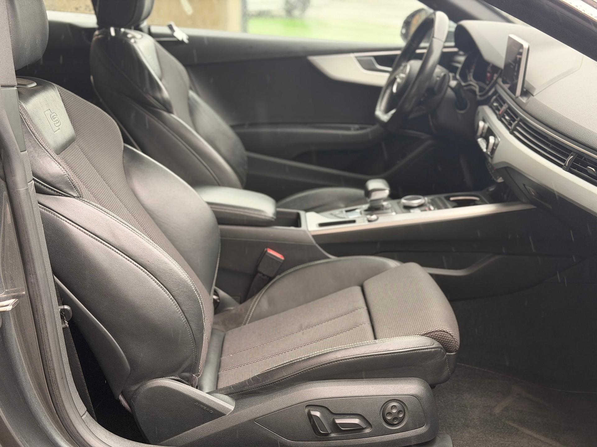 AUDI A5 Coupé 2.0 TDI Sport S-tronic-image-21