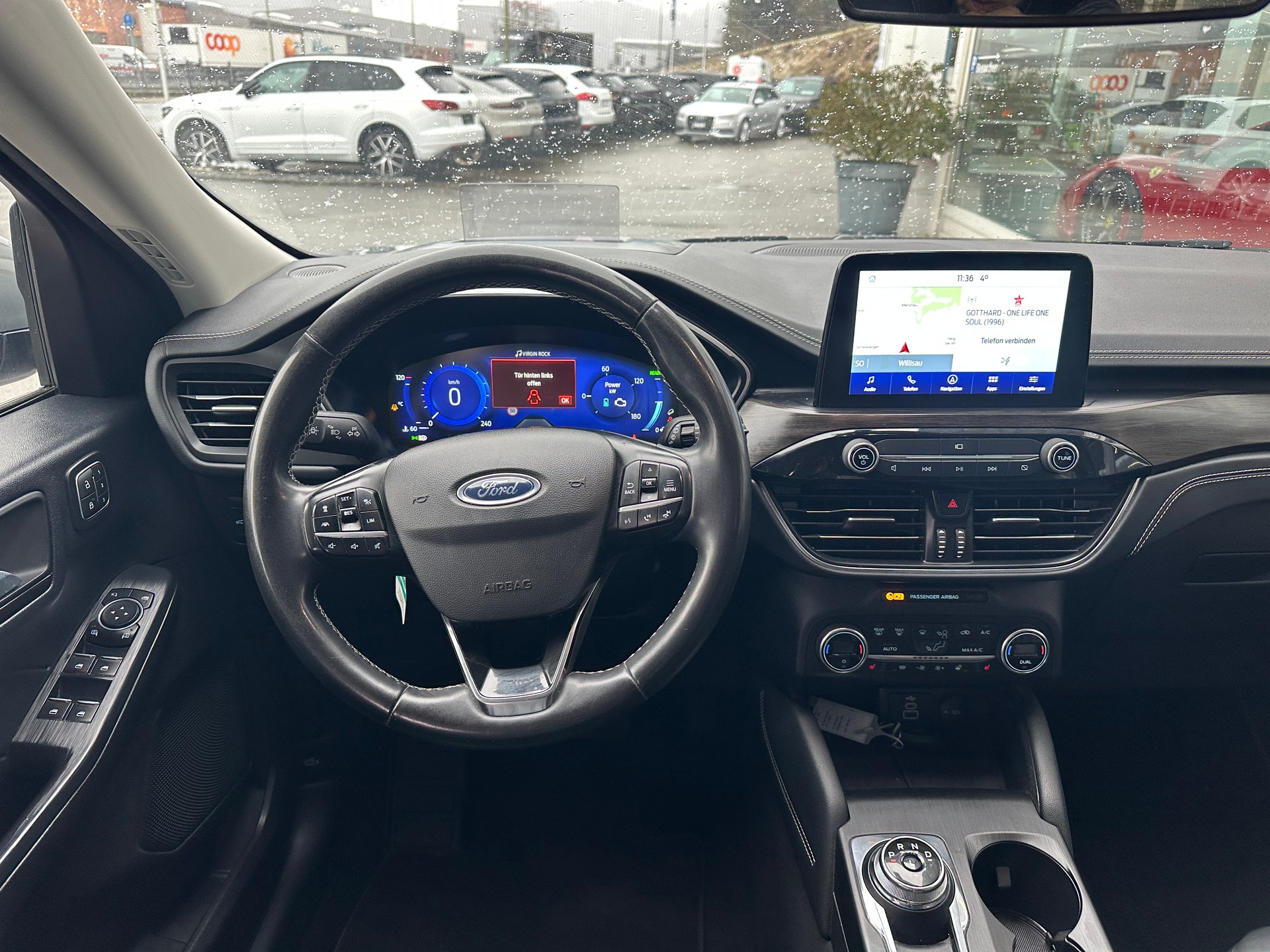 FORD Kuga 2.5 FHEV Vignale 4WD-image-9
