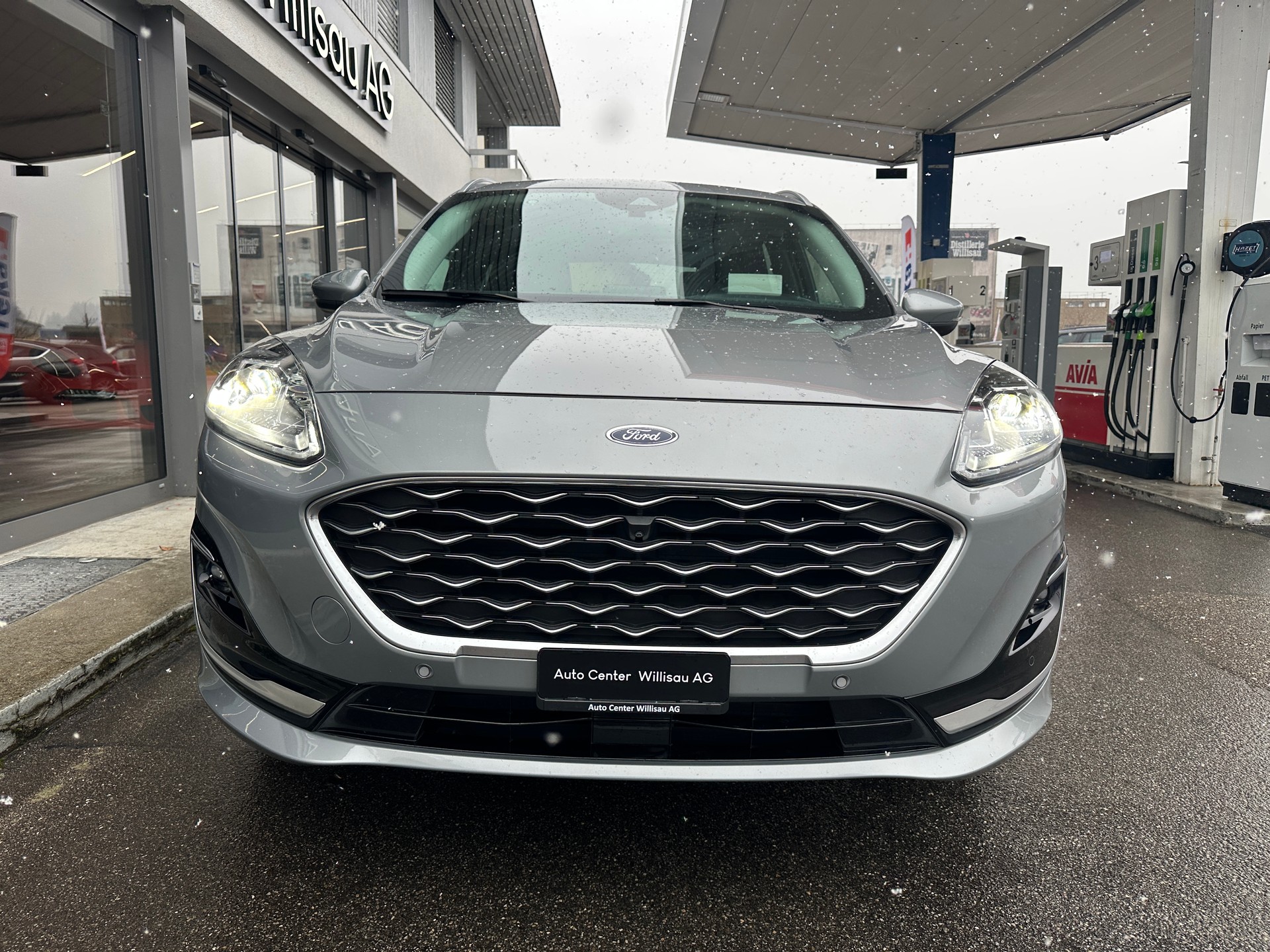 FORD Kuga 2.5 FHEV Vignale 4WD-image-3