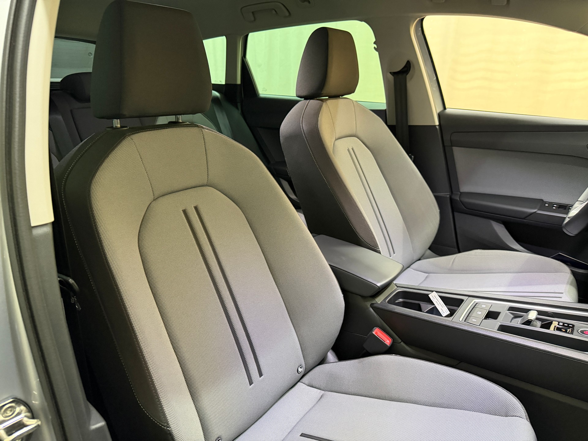 SEAT Leon ST 2.0 TDI EVO DSG Style-image-11