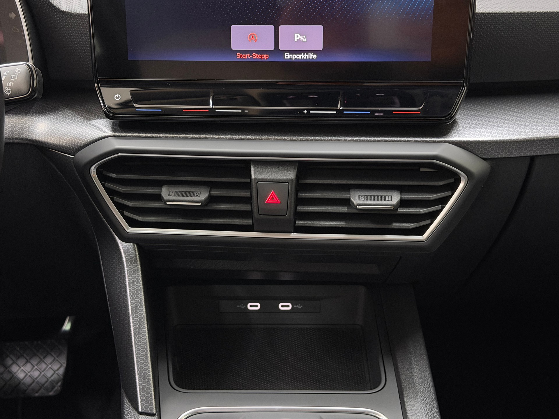 SEAT Leon ST 2.0 TDI EVO DSG Style-image-10