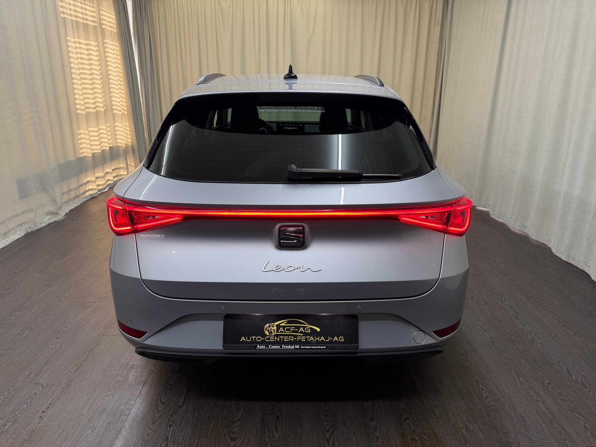 SEAT Leon ST 2.0 TDI EVO DSG Style-image-4