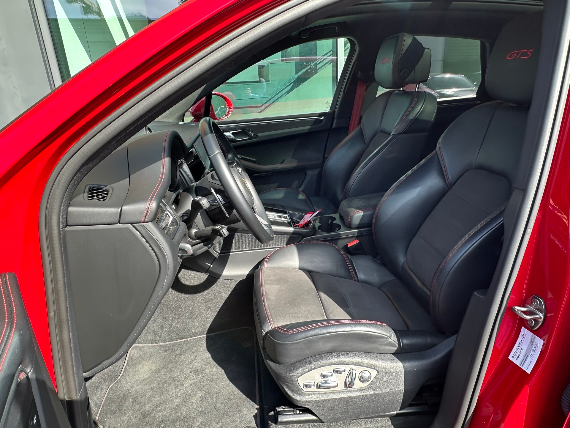 PORSCHE Macan 2.9 V6 GTS-image-6