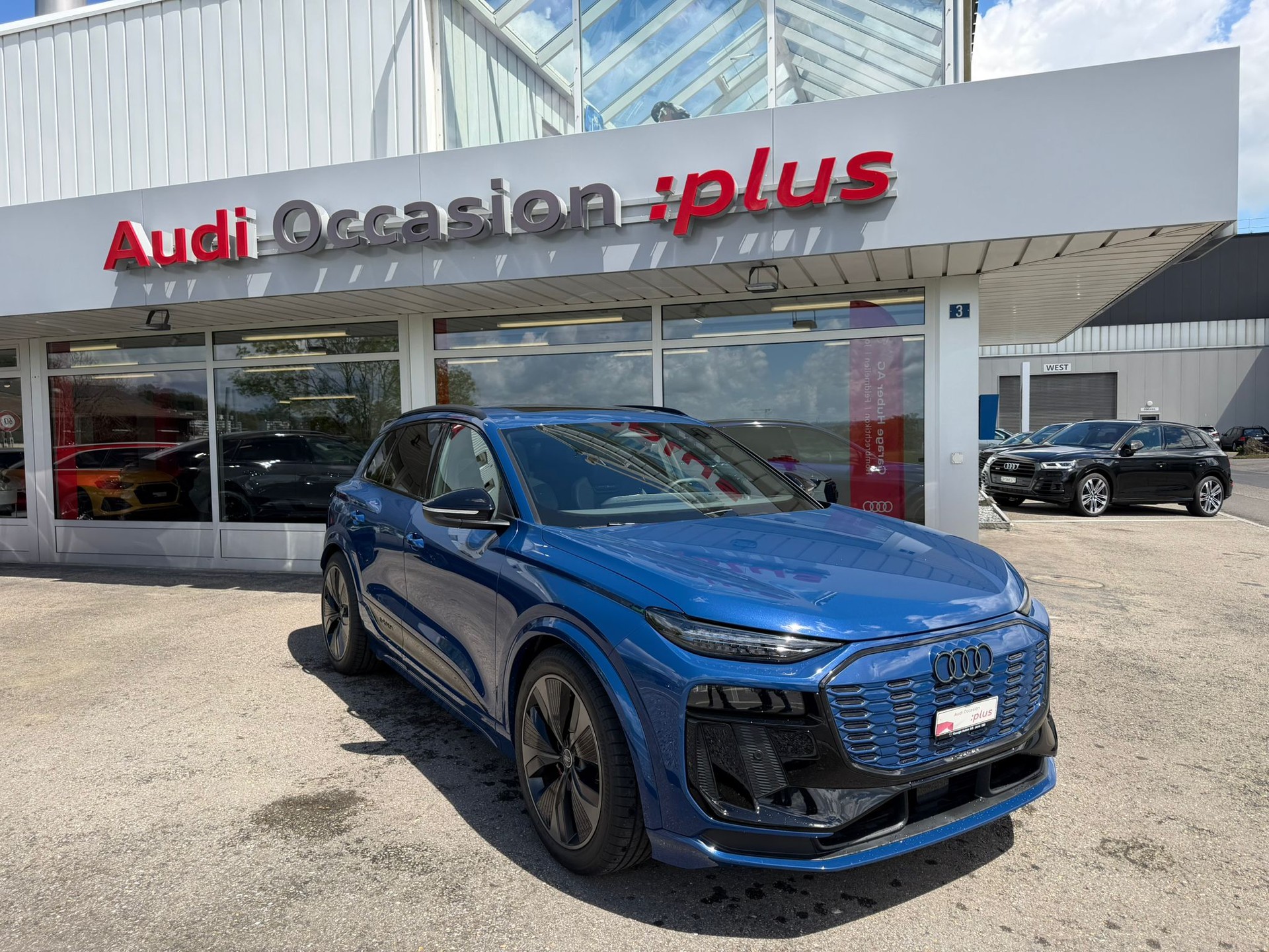 AUDI SQ6 e-tron quattro