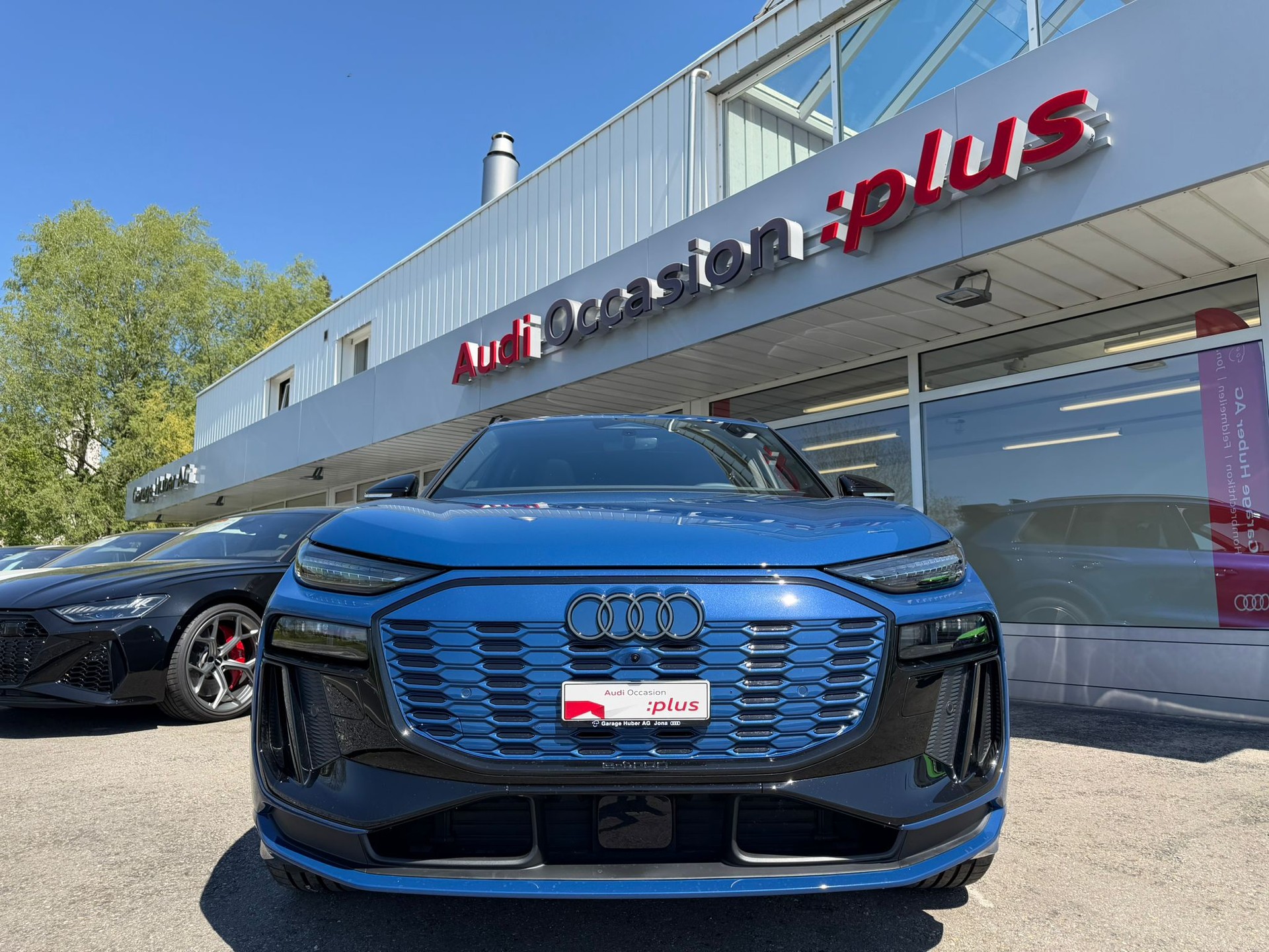 AUDI SQ6 e-tron quattro-image-8