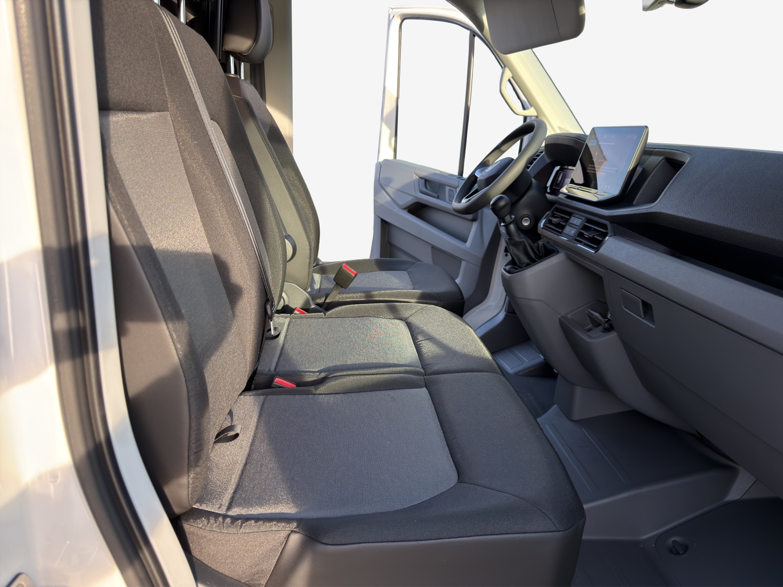 VW Crafter 35 Kastenwagen Entry RS 3640 mm-image-11