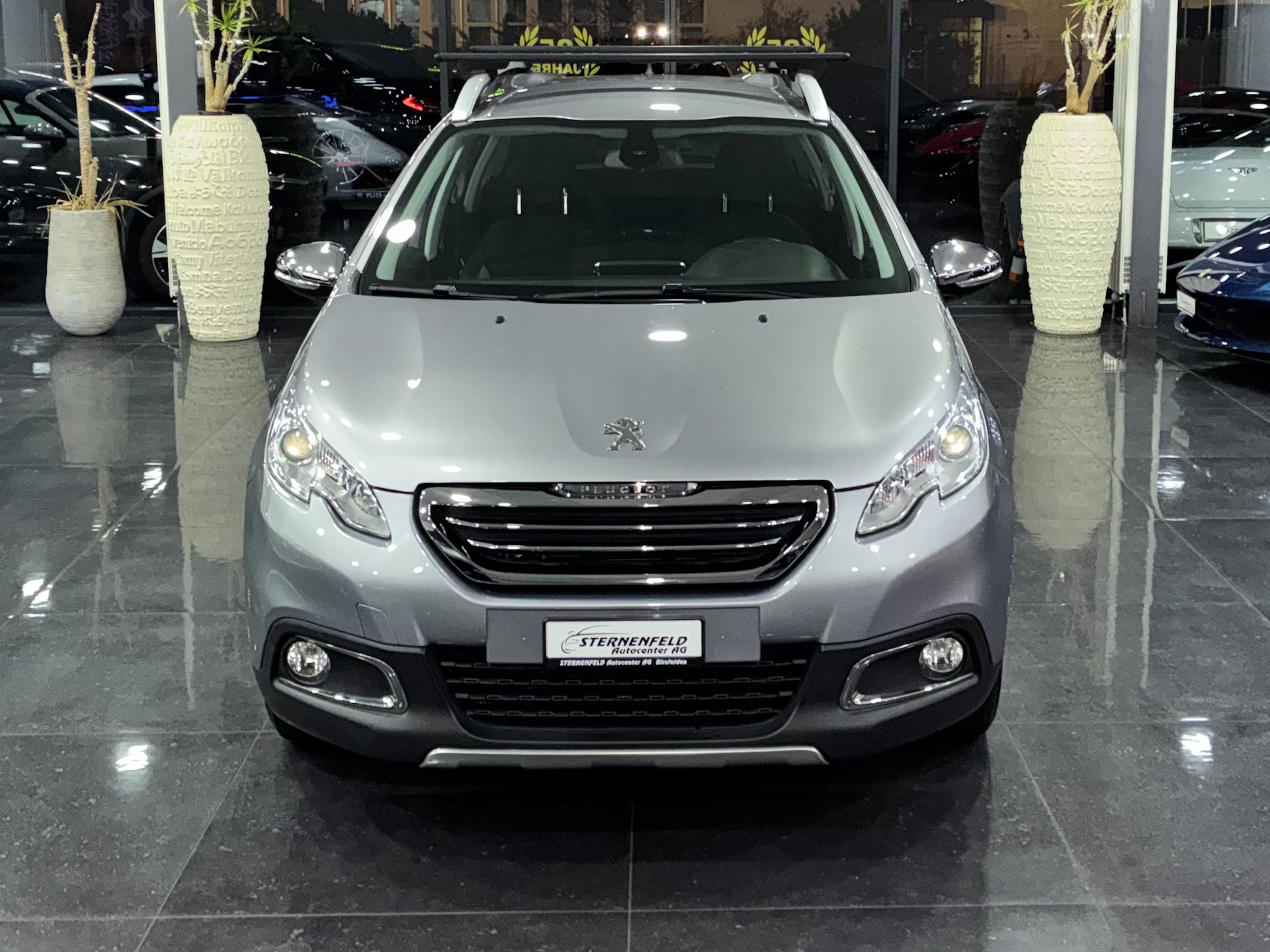 PEUGEOT 2008 1.2 PureTech Allure EAT6-image-1