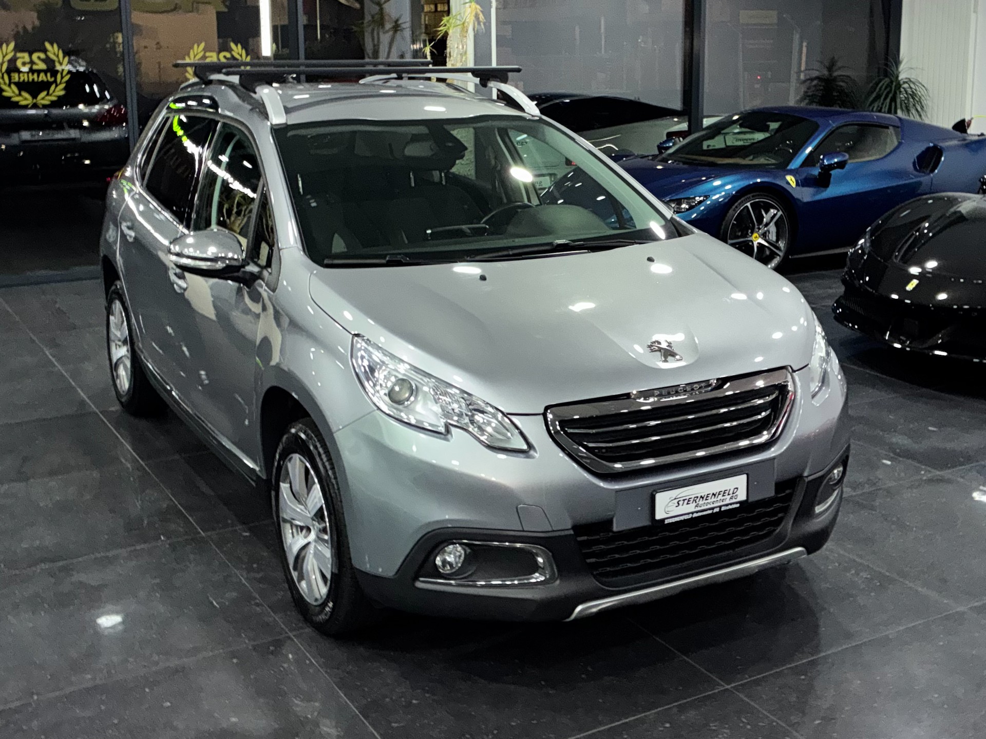 PEUGEOT 2008 1.2 PureTech Allure EAT6-image-2