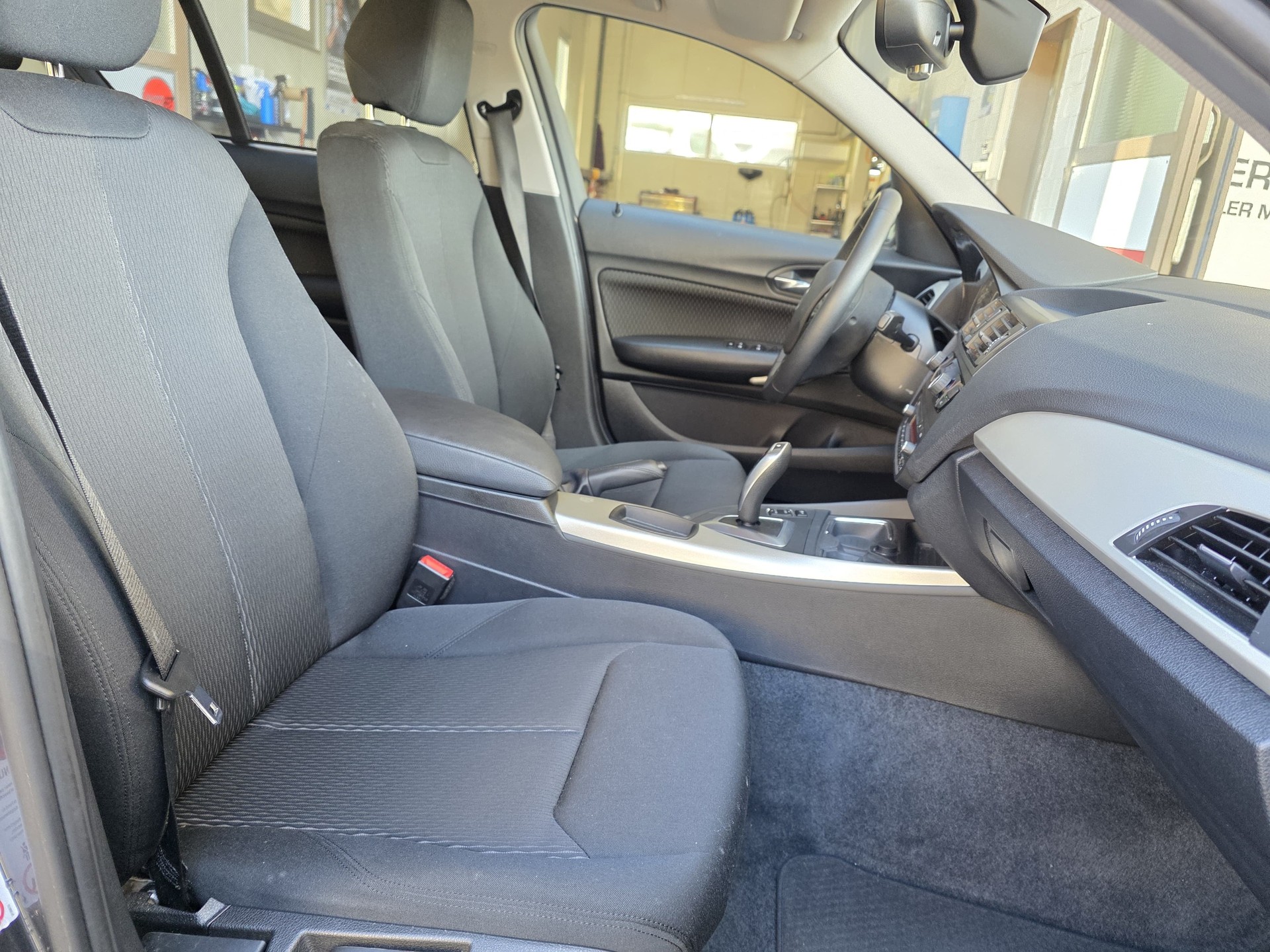 BMW 116i Steptronic-image-6