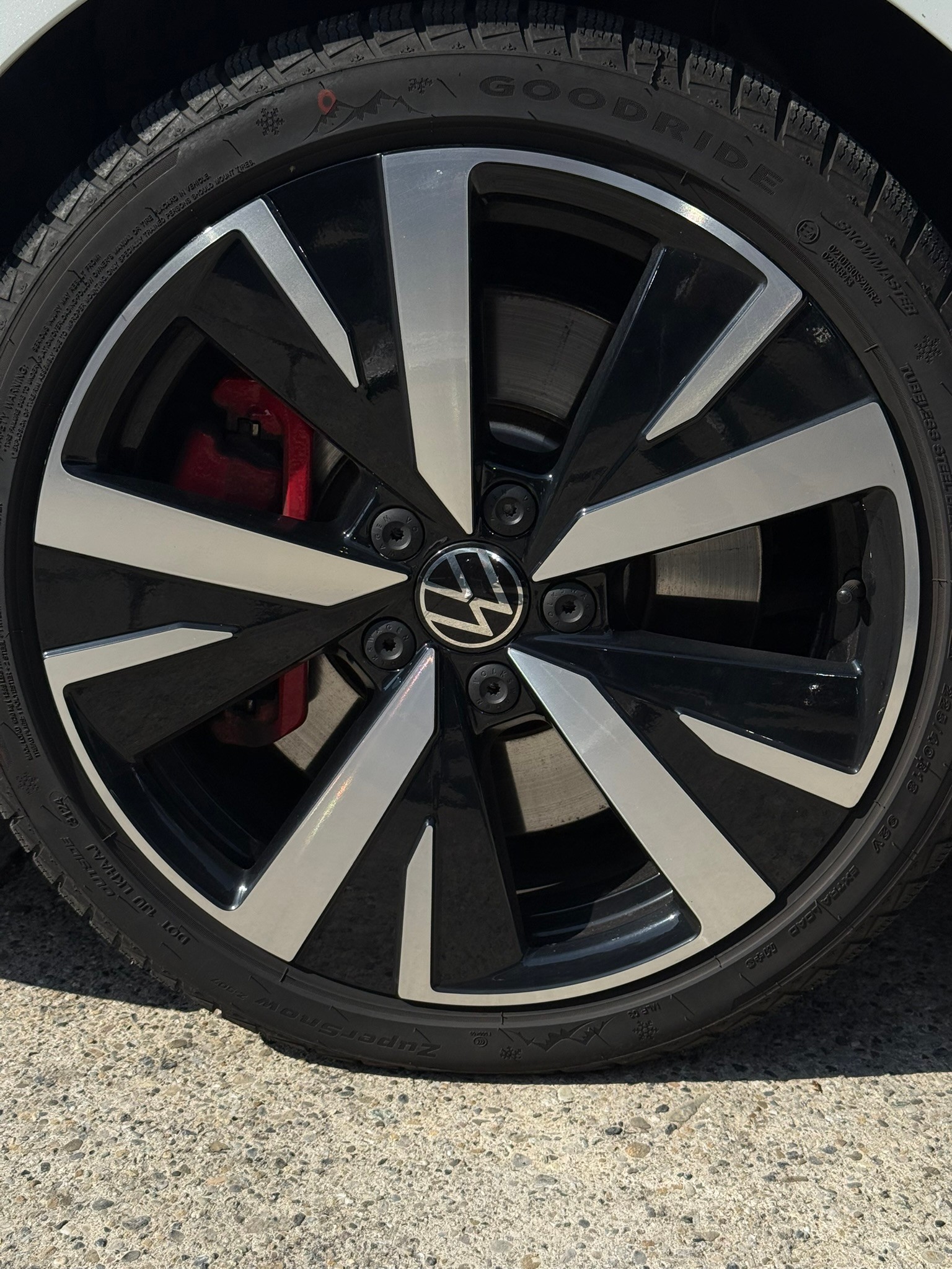 VW Golf 1.5 TSI PHEV GTE-image-17