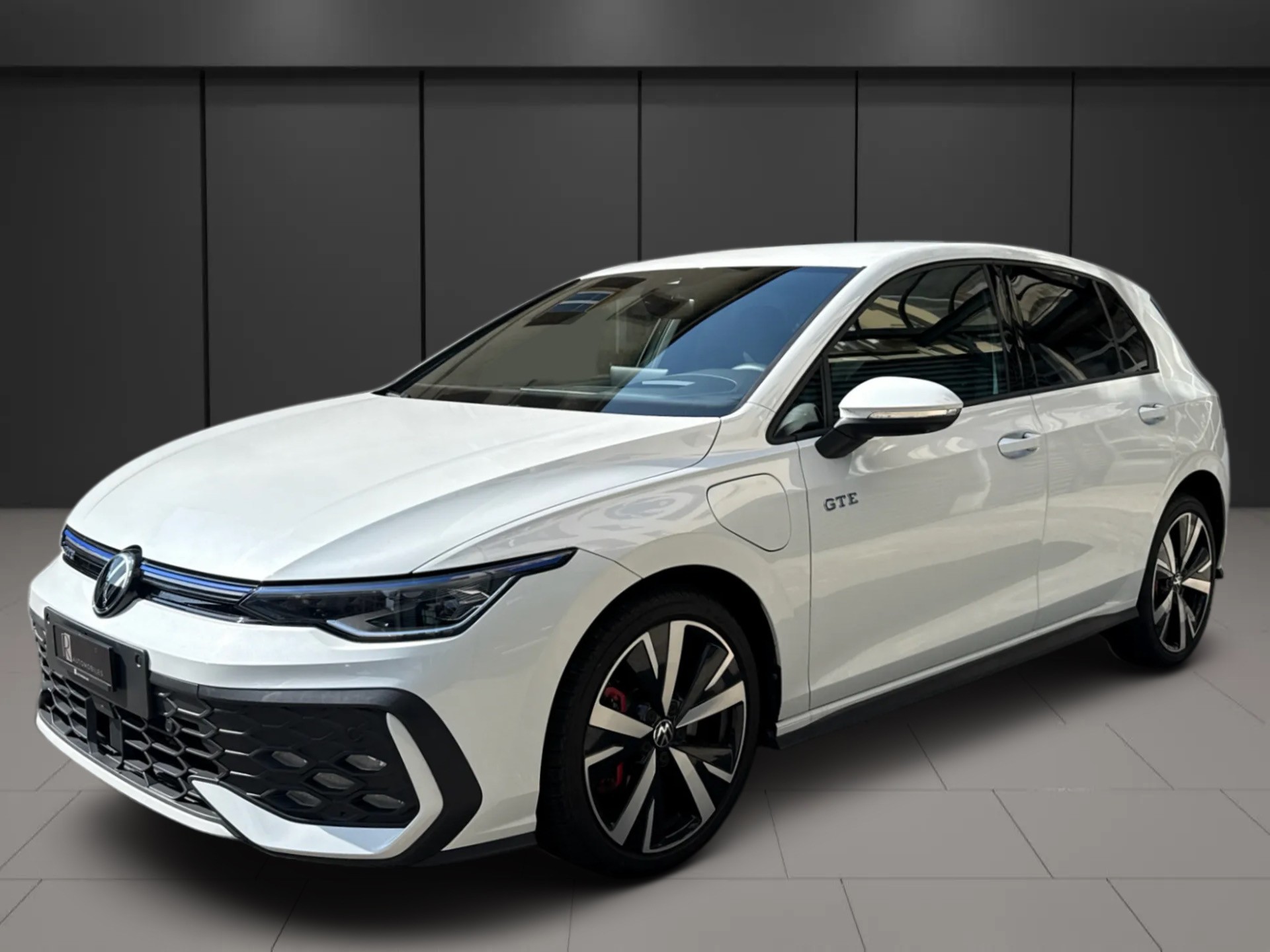 VW Golf 1.5 TSI PHEV GTE-image-4