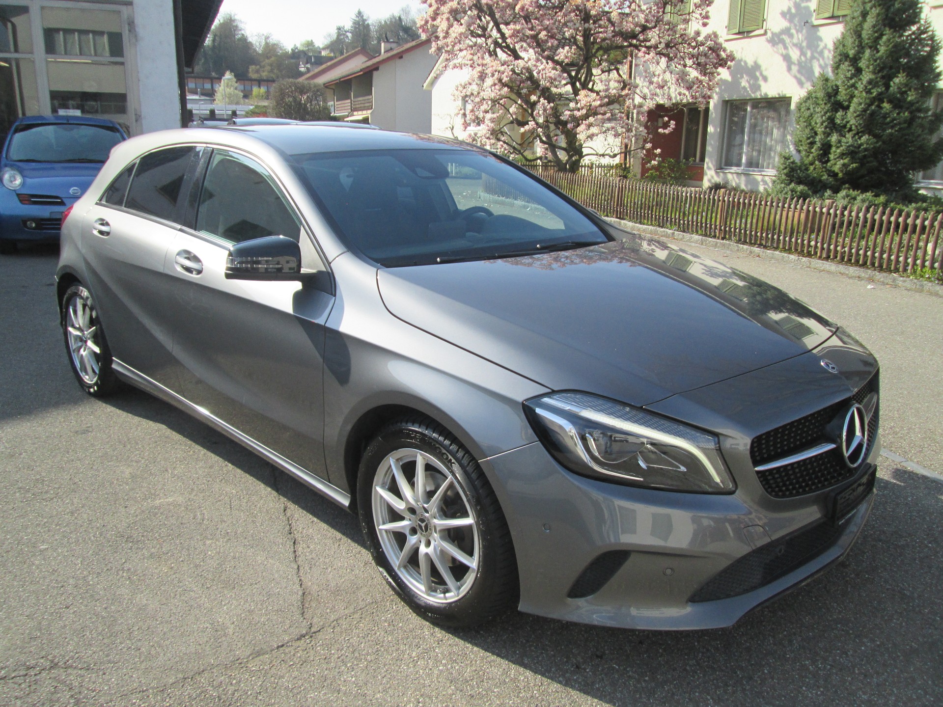 MERCEDES-BENZ A 200 Night Star 7G-DCT-image-6