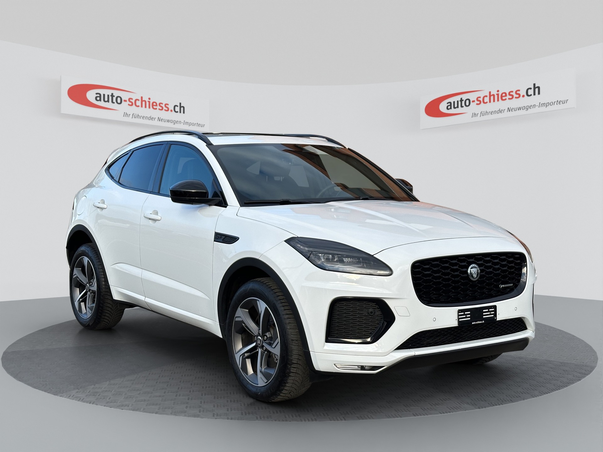JAGUAR E-Pace 2.0 P250 R-Dynamic Black AWD SE-image-0