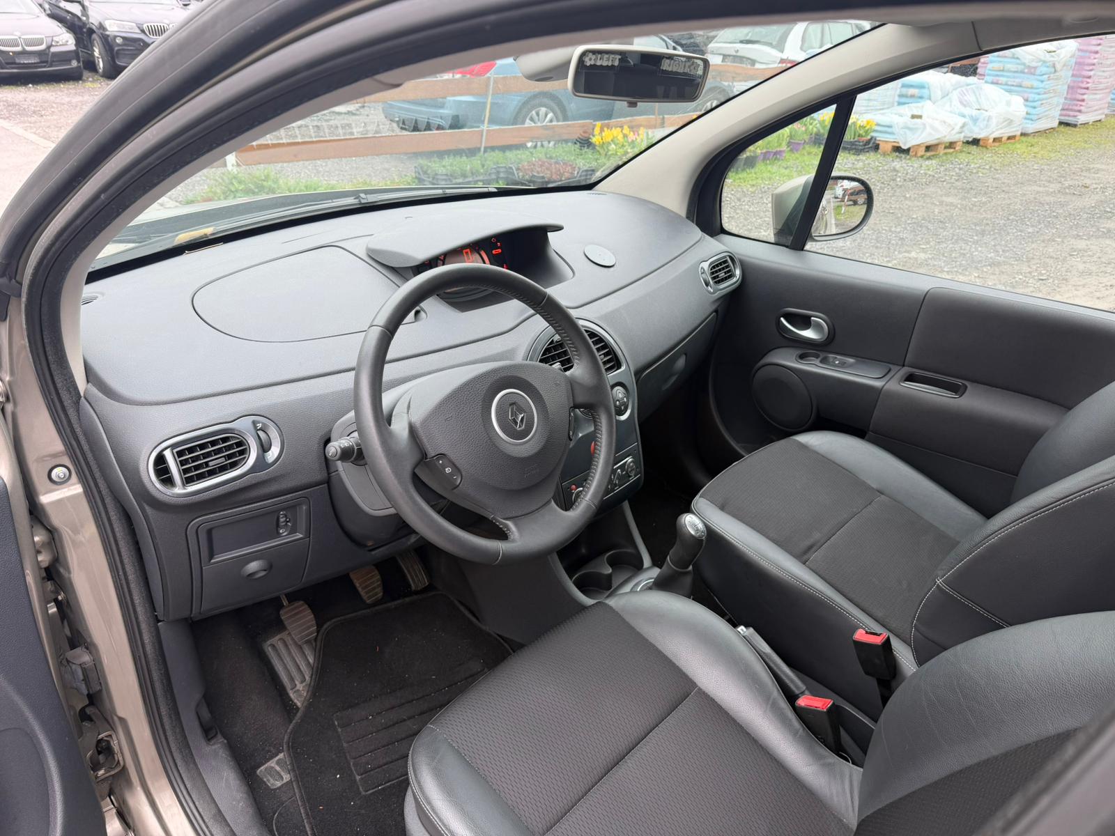 RENAULT Modus 1.2 16V T Dynamique-image-9