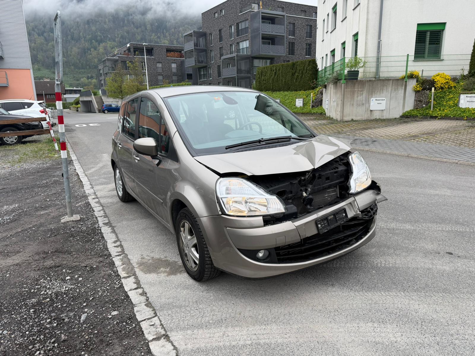 RENAULT Modus 1.2 16V T Dynamique