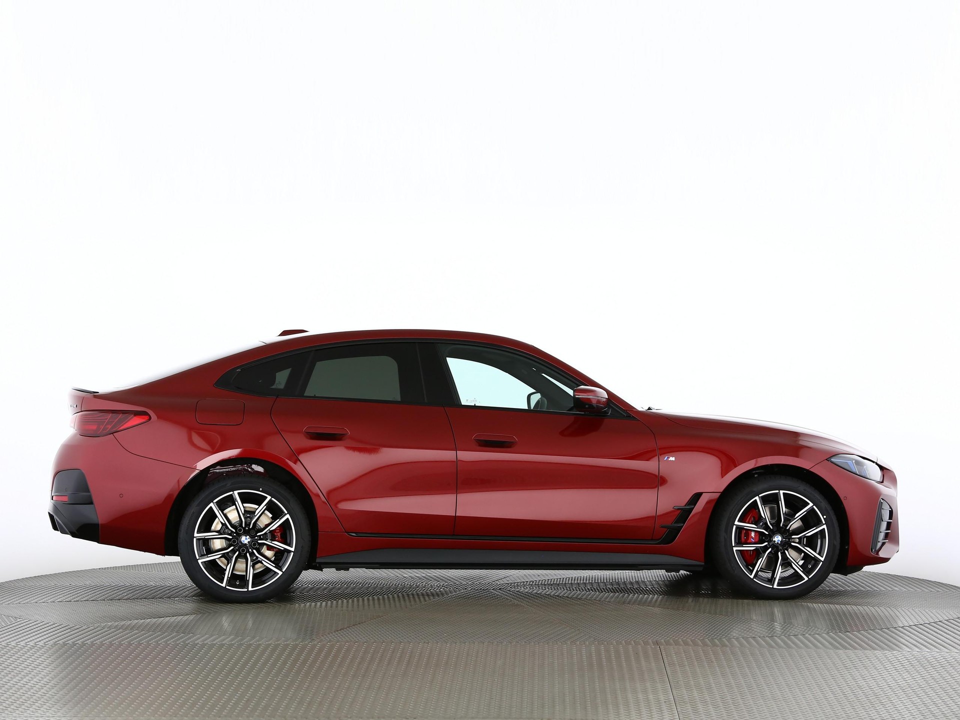 BMW i4 xDrive40-image-22