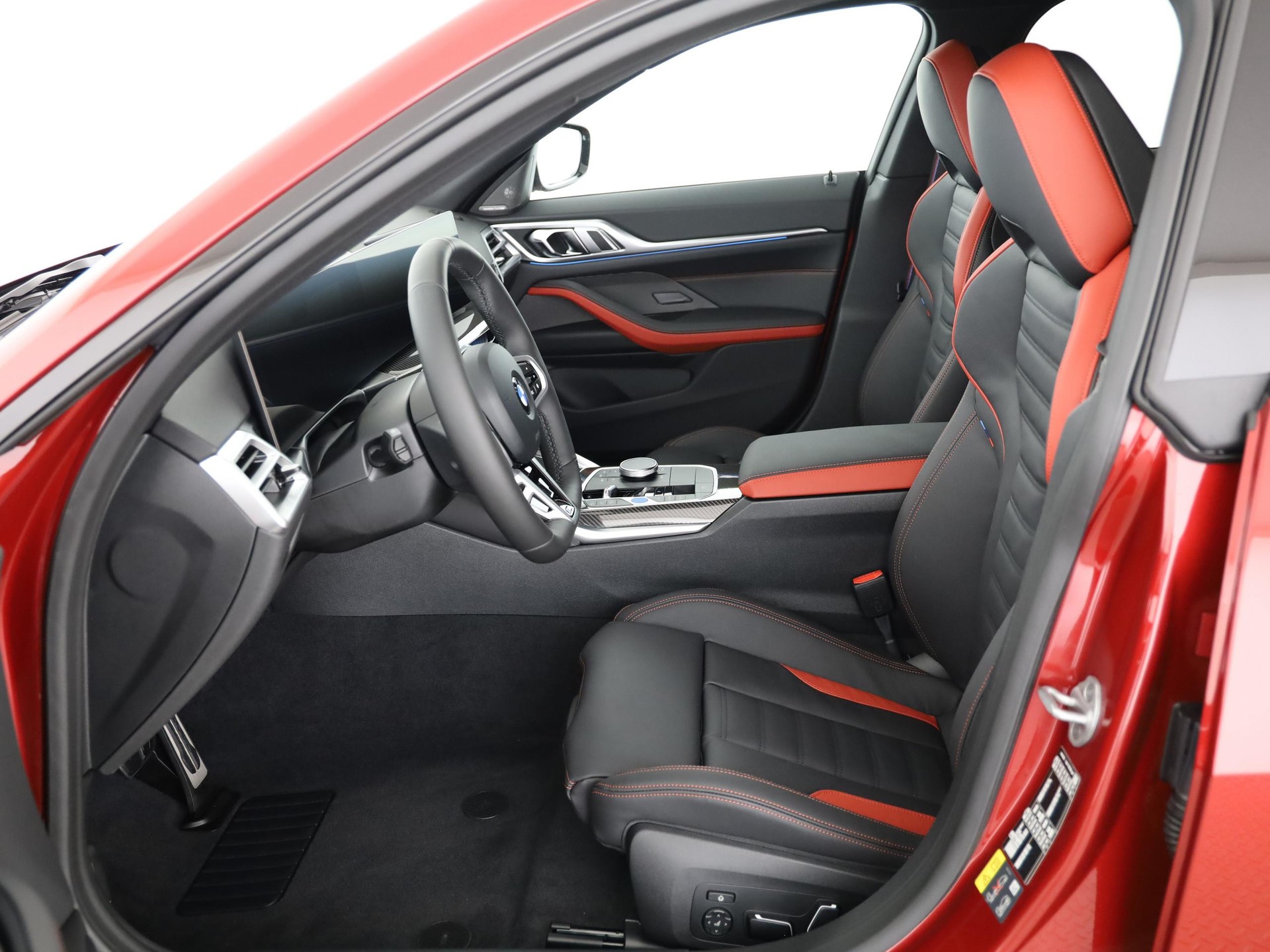 BMW i4 xDrive40-image-4