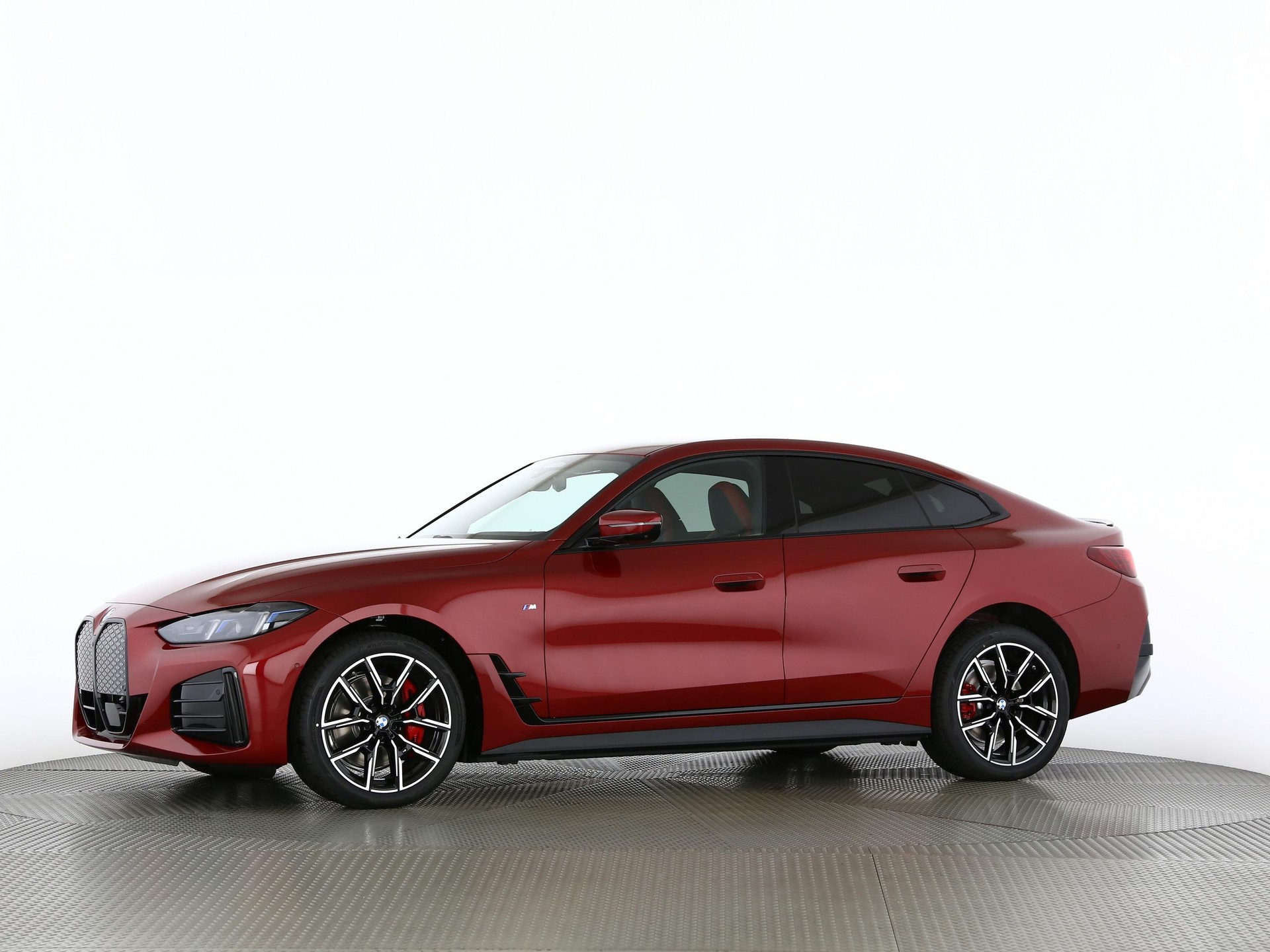 BMW i4 xDrive40-image-9