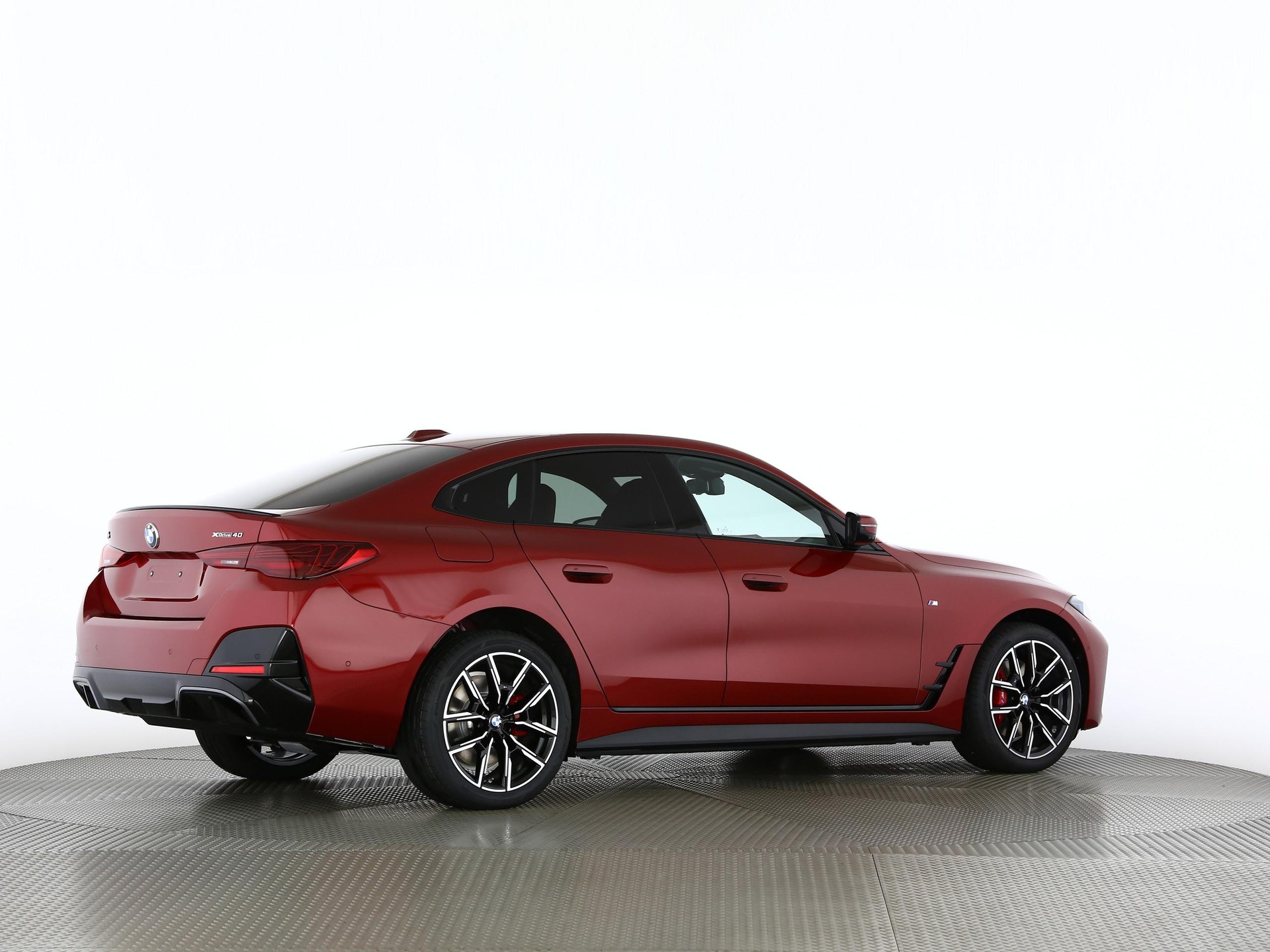 BMW i4 xDrive40-image-20
