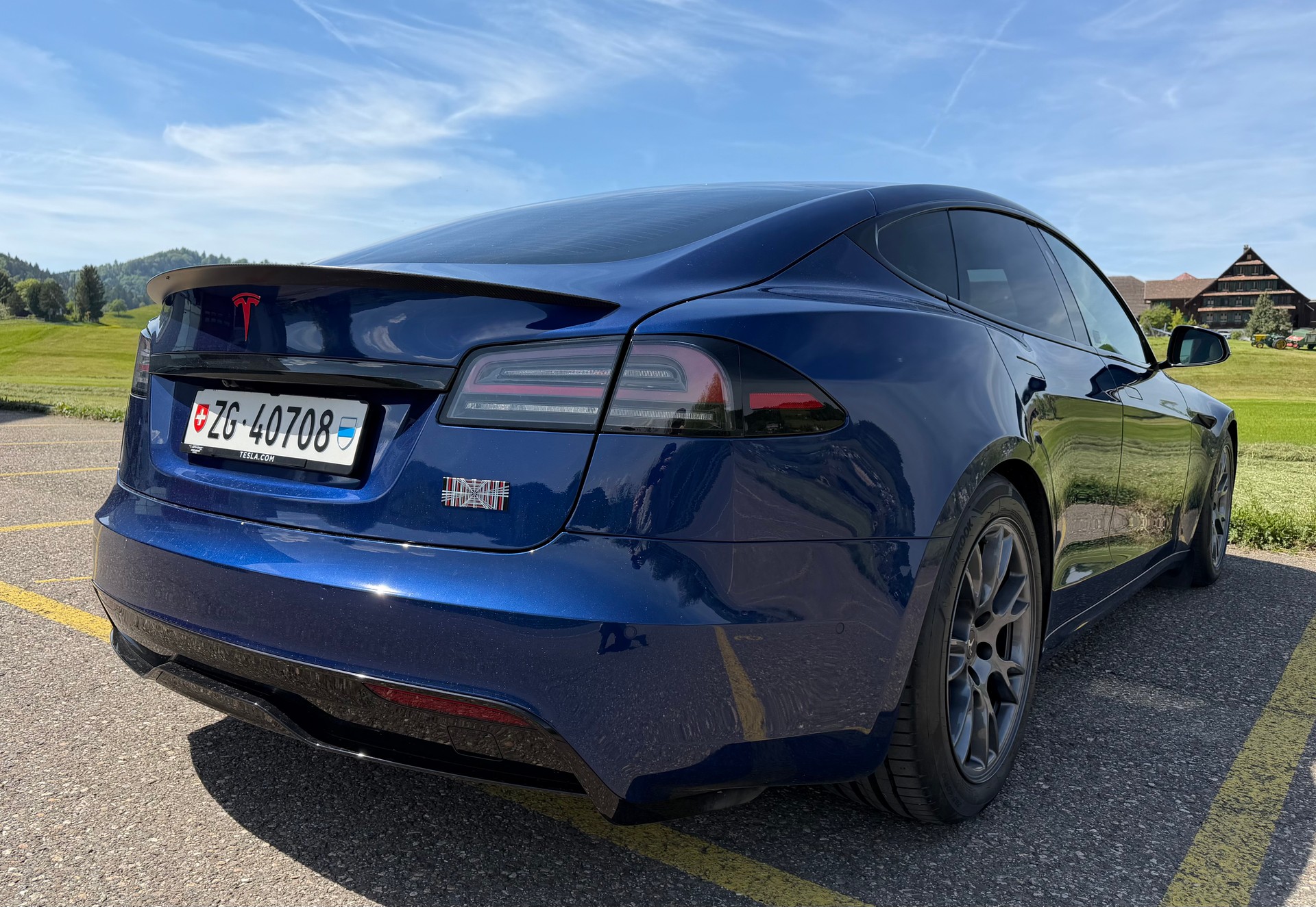 TESLA Model S 100 kWh Plaid-image-2