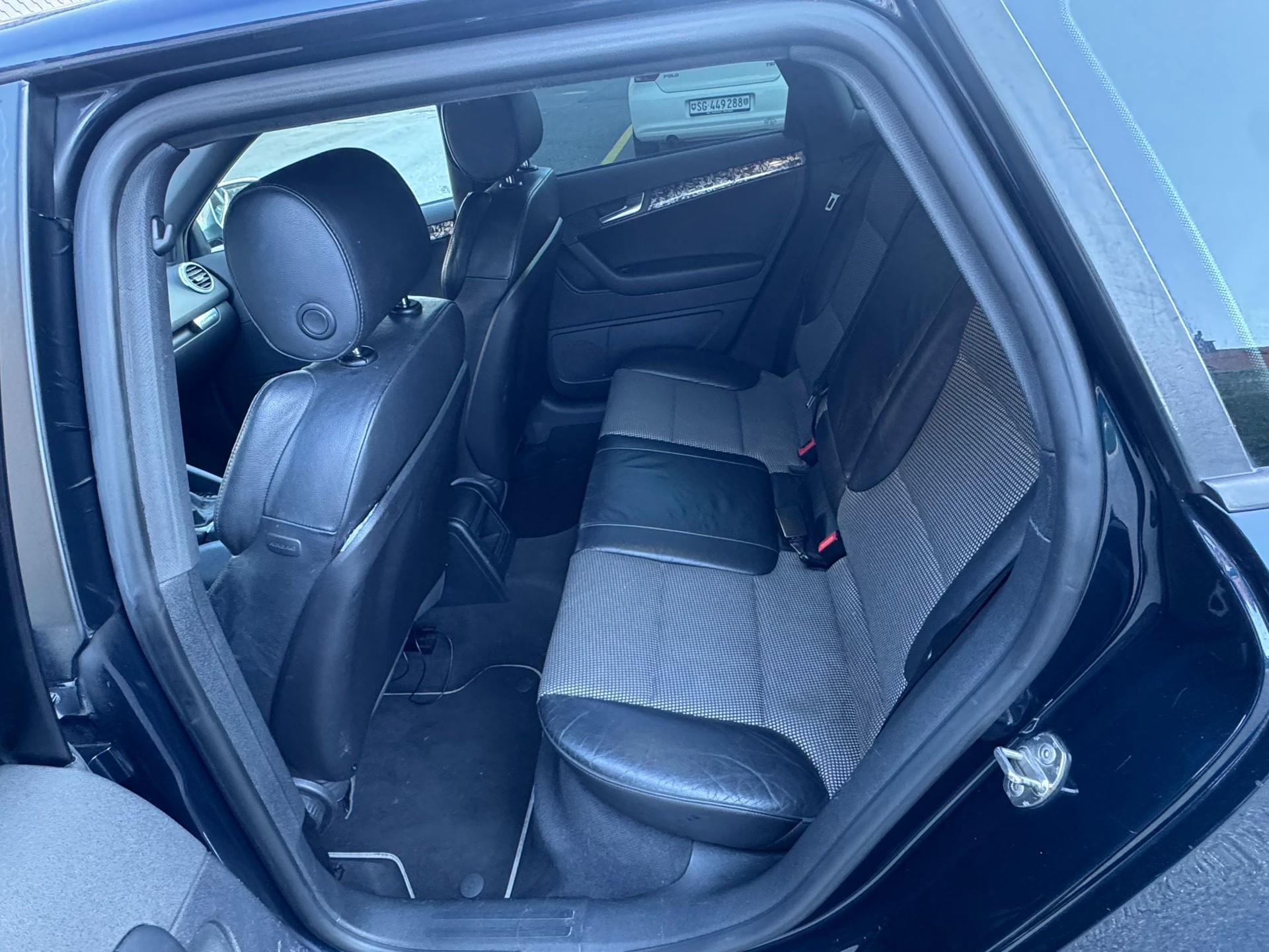 AUDI S3 Sportback 2.0 TFSI quattro-image-7