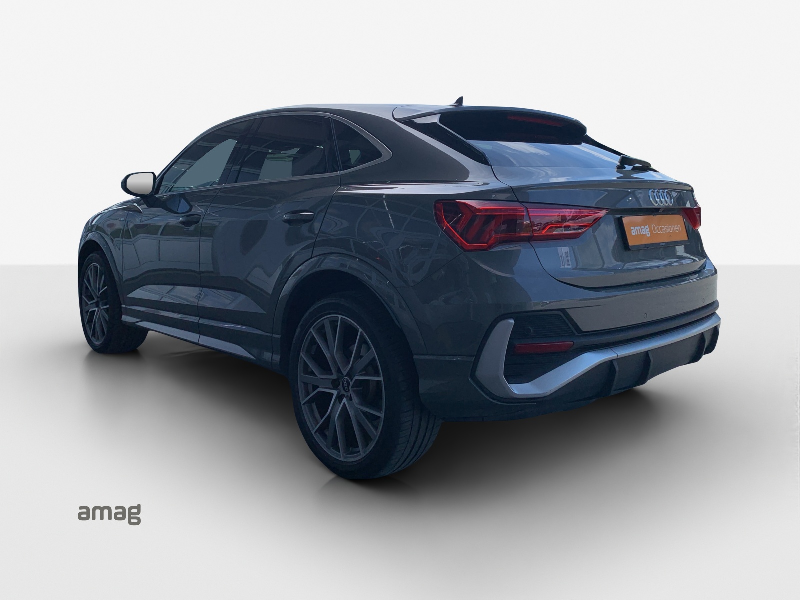 AUDI Q3 Sportback 35 TFSI S line Attraction S-tronic-image-2