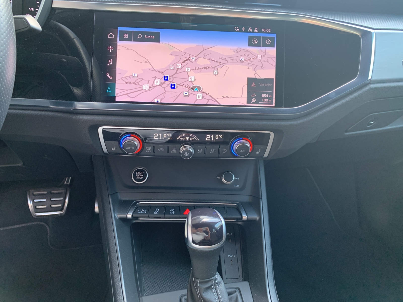 AUDI Q3 Sportback 35 TFSI S line Attraction S-tronic-image-10