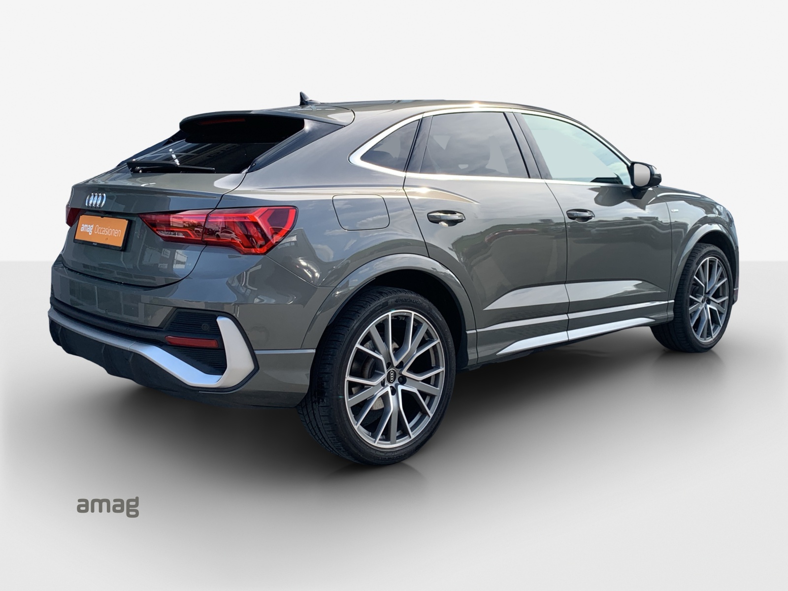 AUDI Q3 Sportback 35 TFSI S line Attraction S-tronic-image-4
