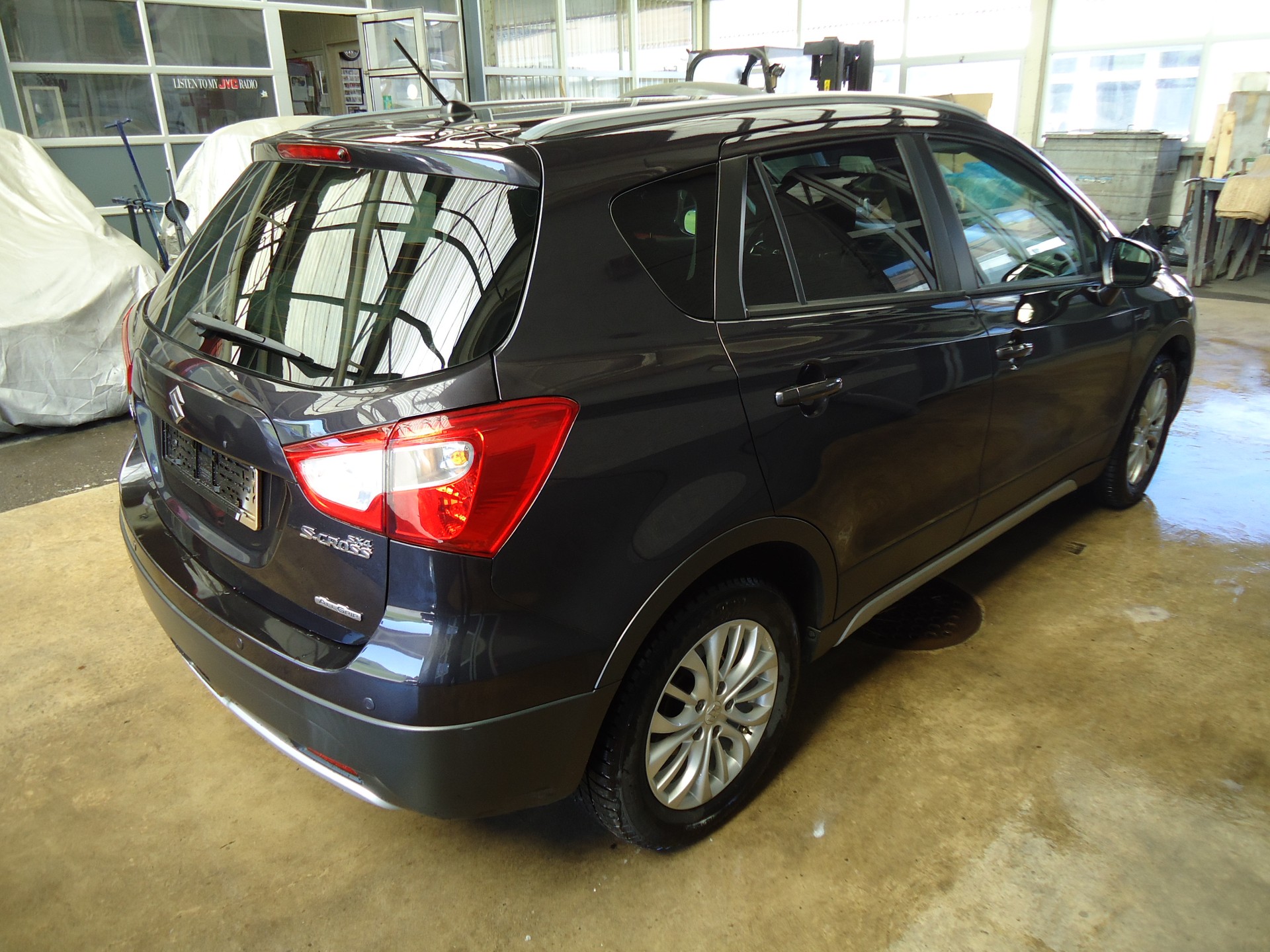 SUZUKI SX4 S-Cross 1.6 16V Compact+ 4WD-image-3