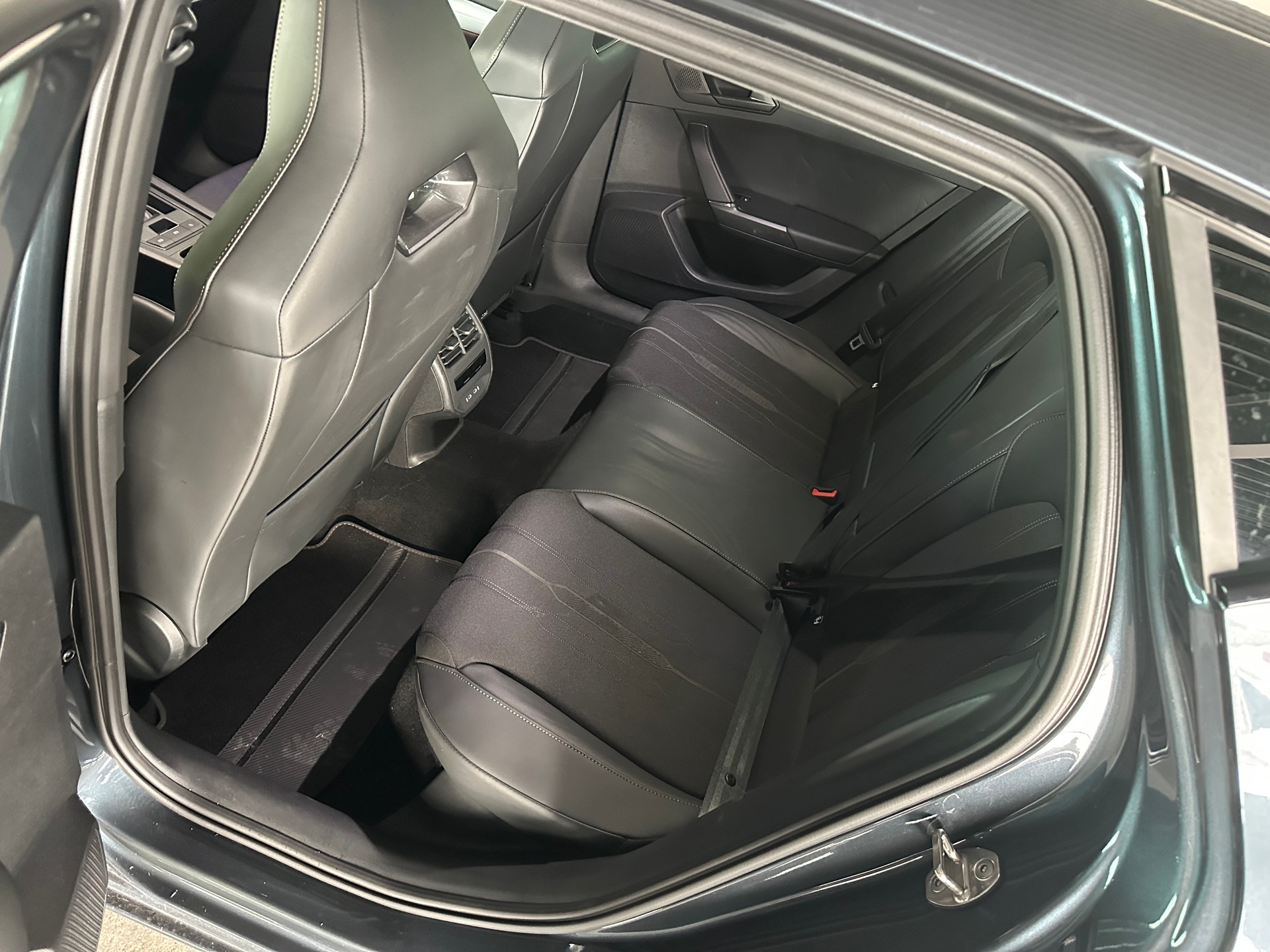 CUPRA LEON 1.4 e-HYBRID pHEV VZ DSG-image-5