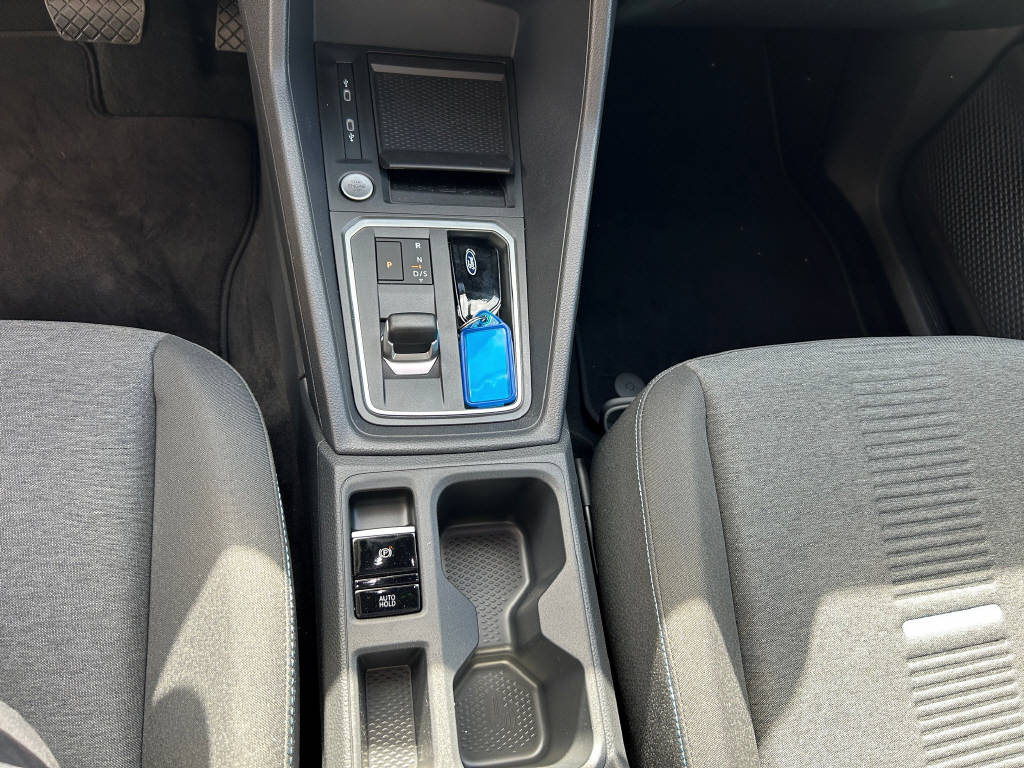FORD TOURNEO Connect 1.5 EcoBoost 150 Active PHEV-image-12