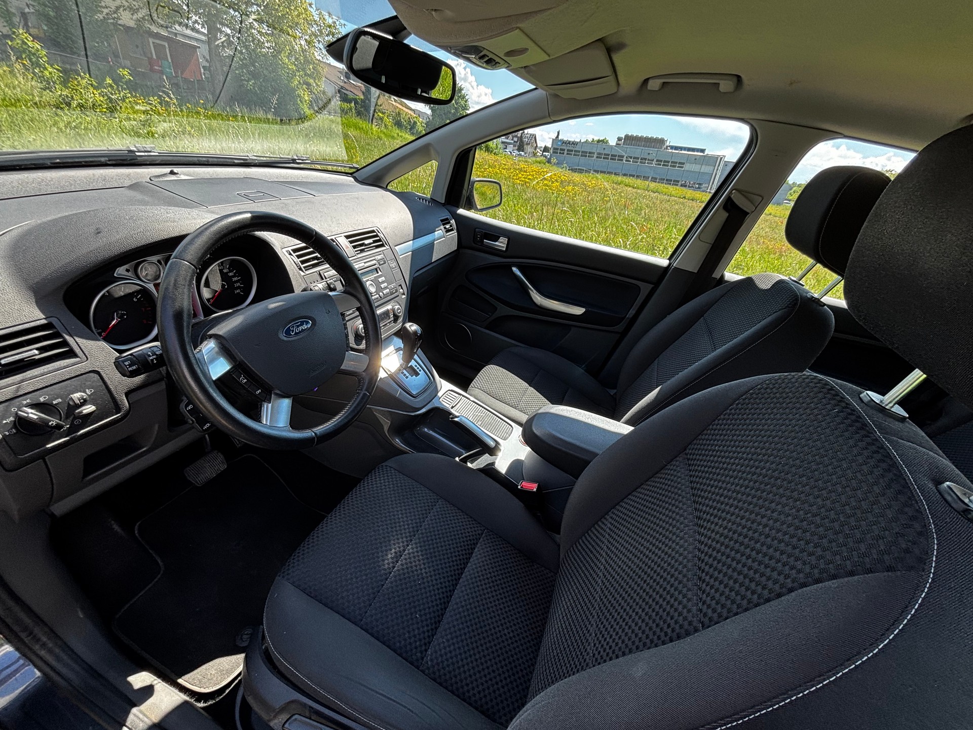 FORD C-Max 2.0 16V Titanium Automatic-image-9