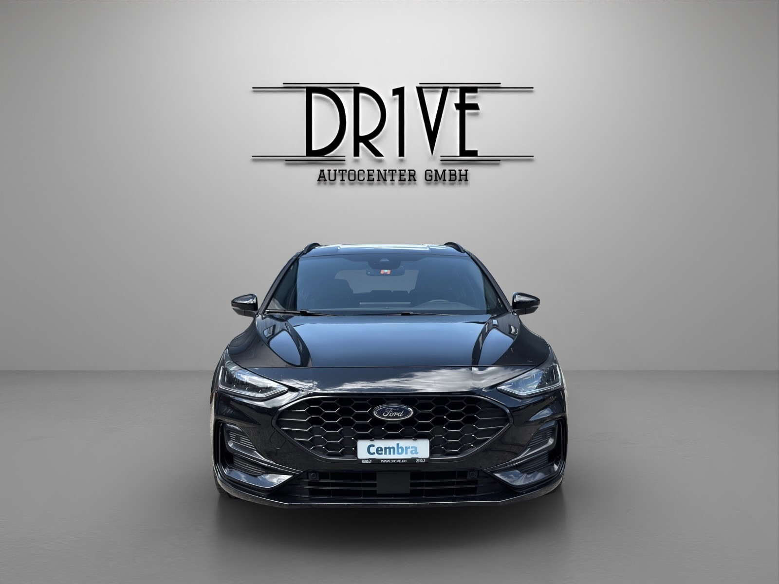 FORD Focus 1.5 TDCi ST-Line X Automatic-image-1