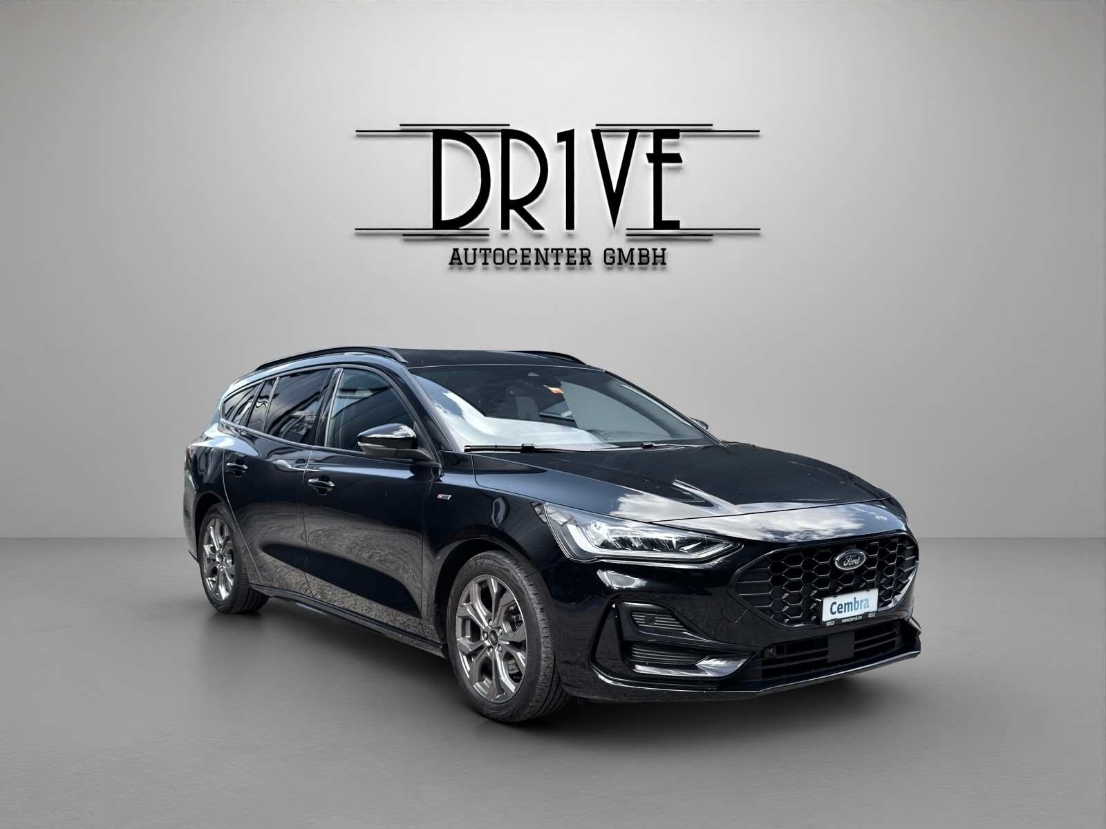 FORD Focus 1.5 TDCi ST-Line X Automatic-image-2