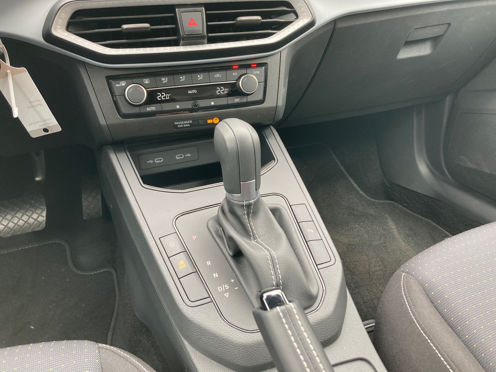 SEAT Ibiza 1.0 EcoTSI Move DSG-image-12
