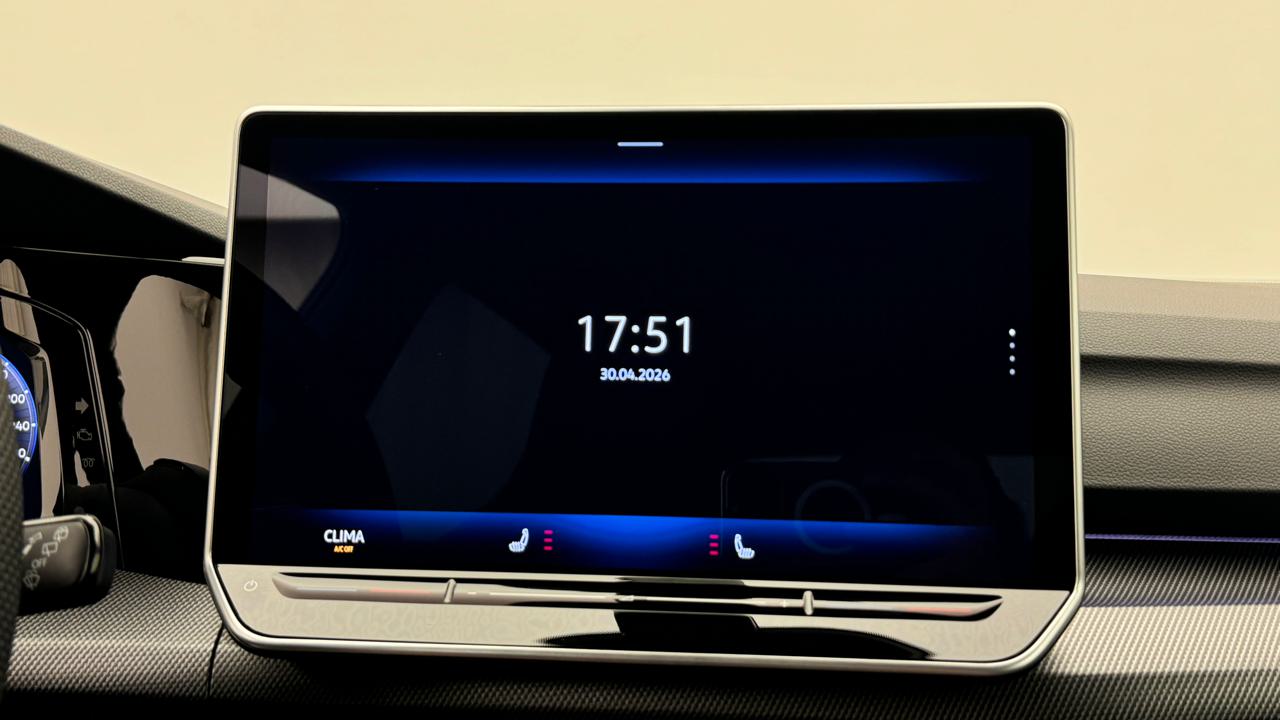 VW Golf 2.0 TSI R DSG 4 Motion-image-7