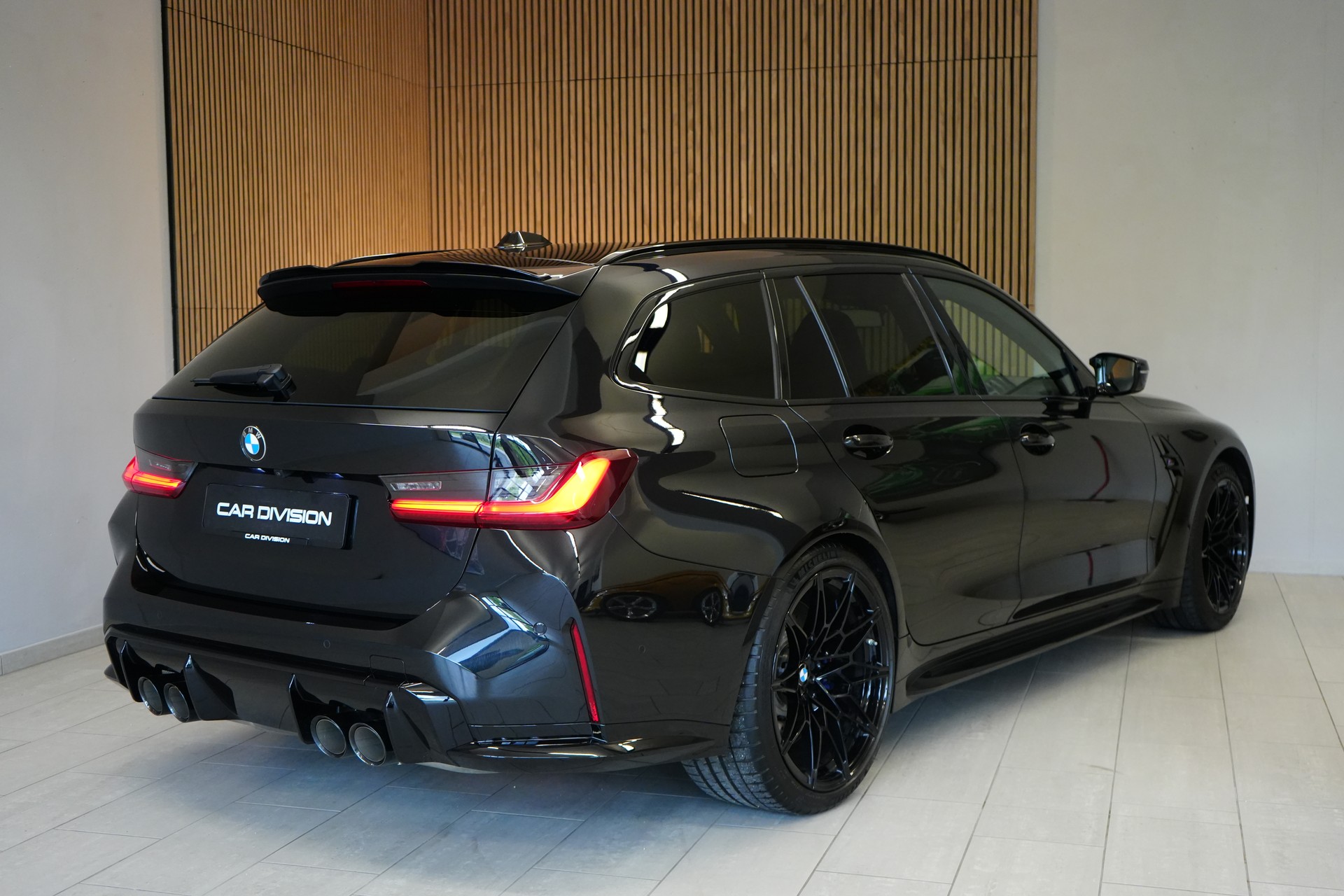 BMW M3 Touring xDrive Competition-image-6