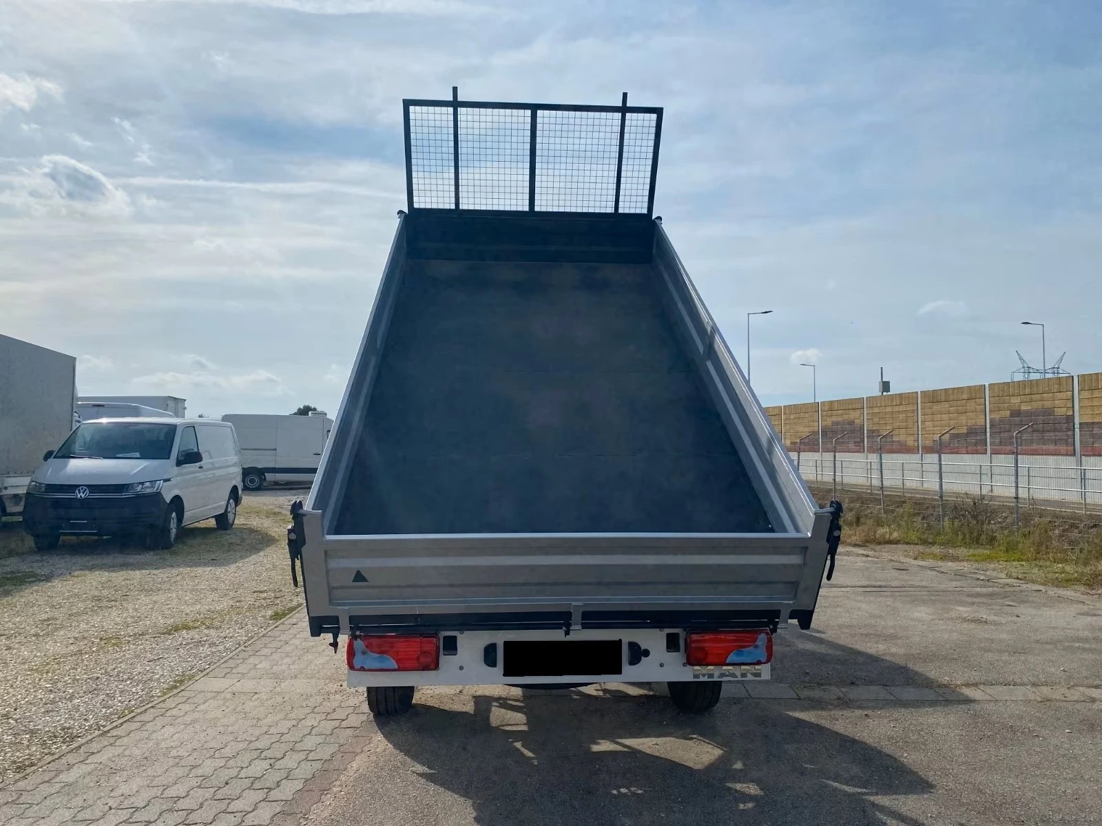 MAN L4 - 3.140 4X2F SB Kipper-showroom-element-3