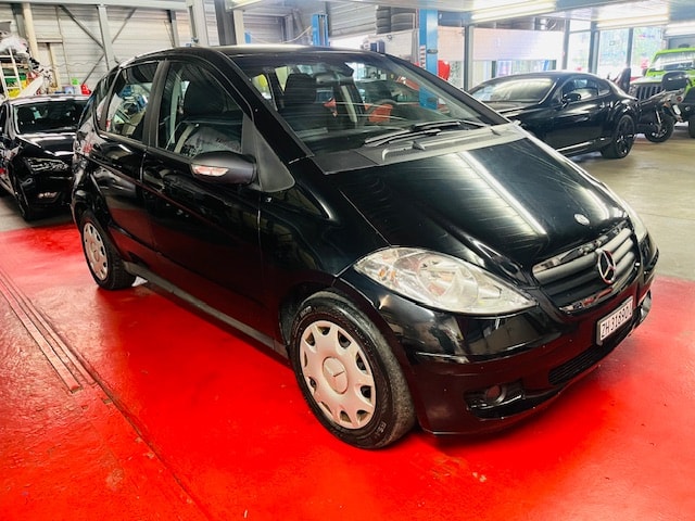 MERCEDES-BENZ A 150 Classic-image-2