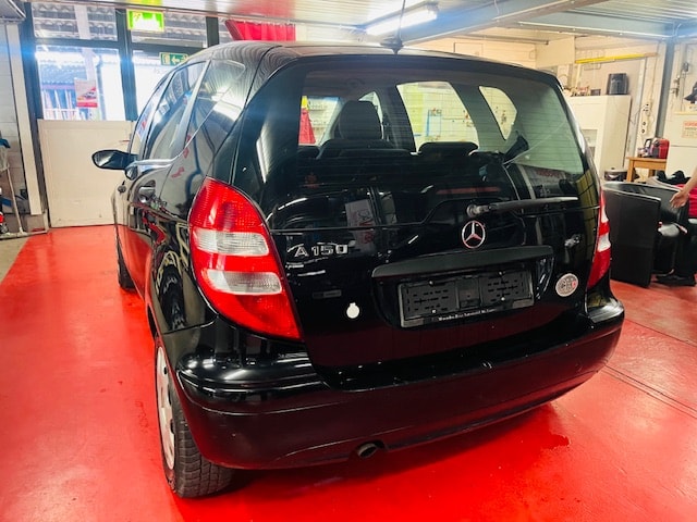 MERCEDES-BENZ A 150 Classic-image-8