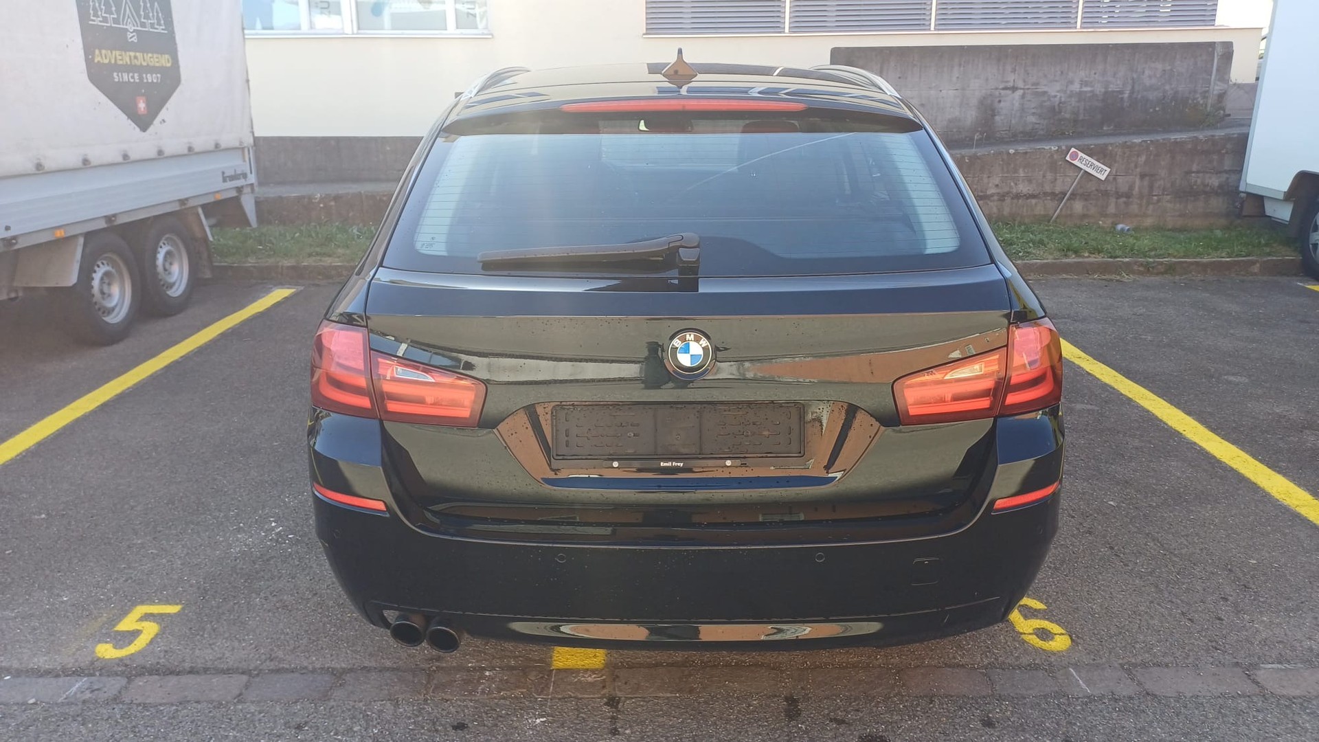BMW 528i xDrive Touring Steptronic-image-5