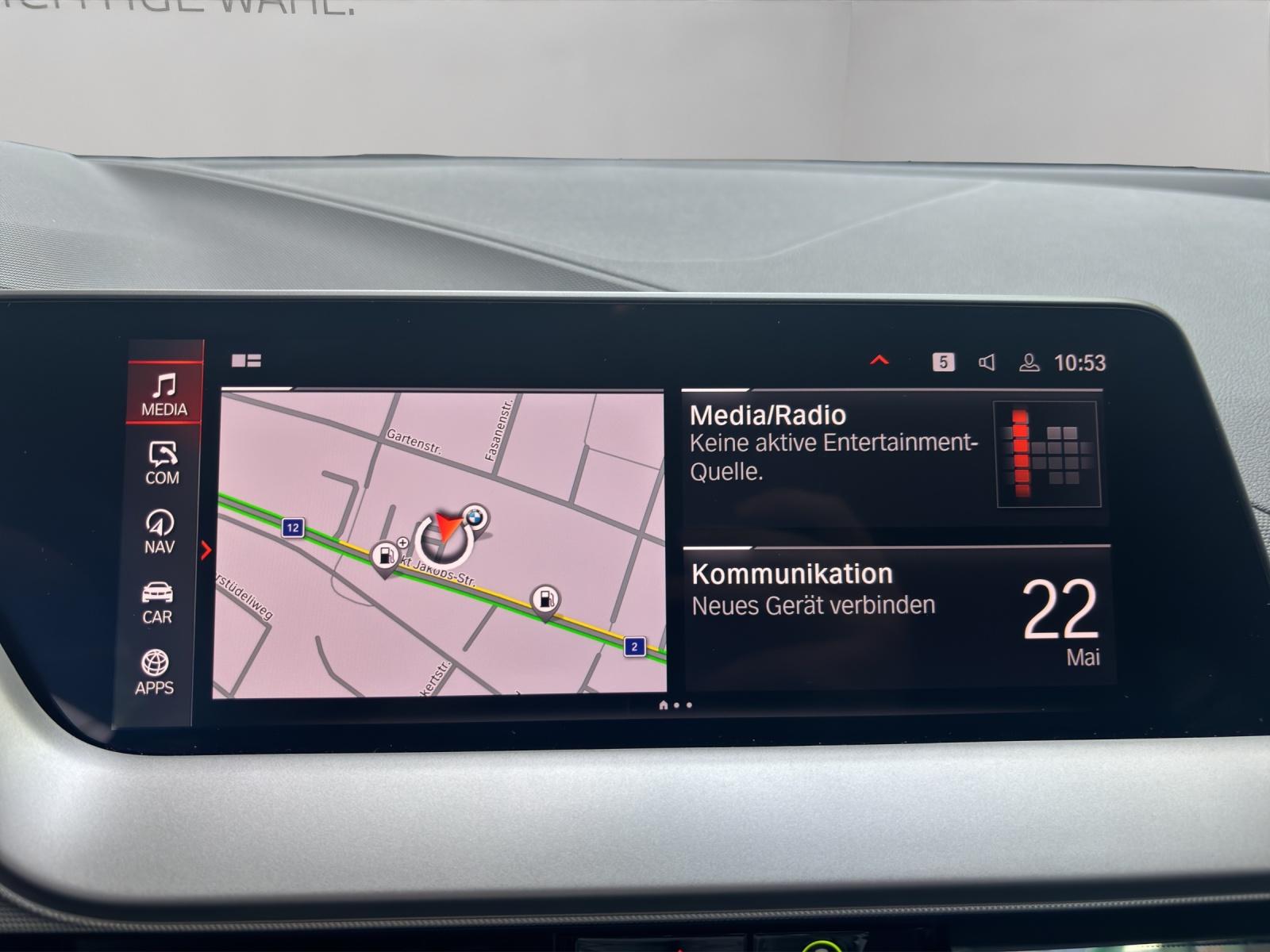 BMW 120d xDrive-image-9