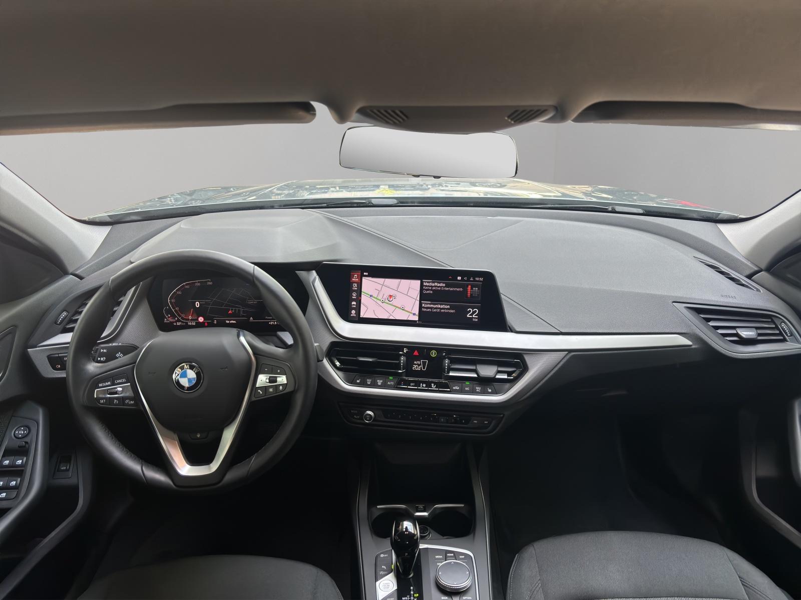 BMW 120d xDrive-image-6