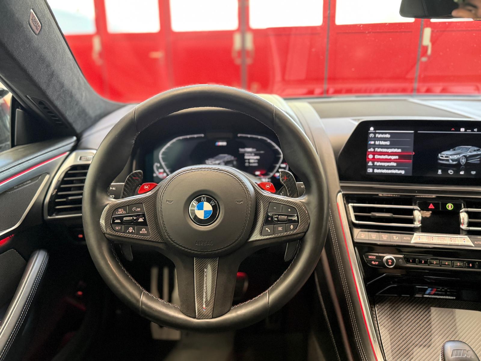 BMW M8 xDrive Steptronic M Competition-image-13