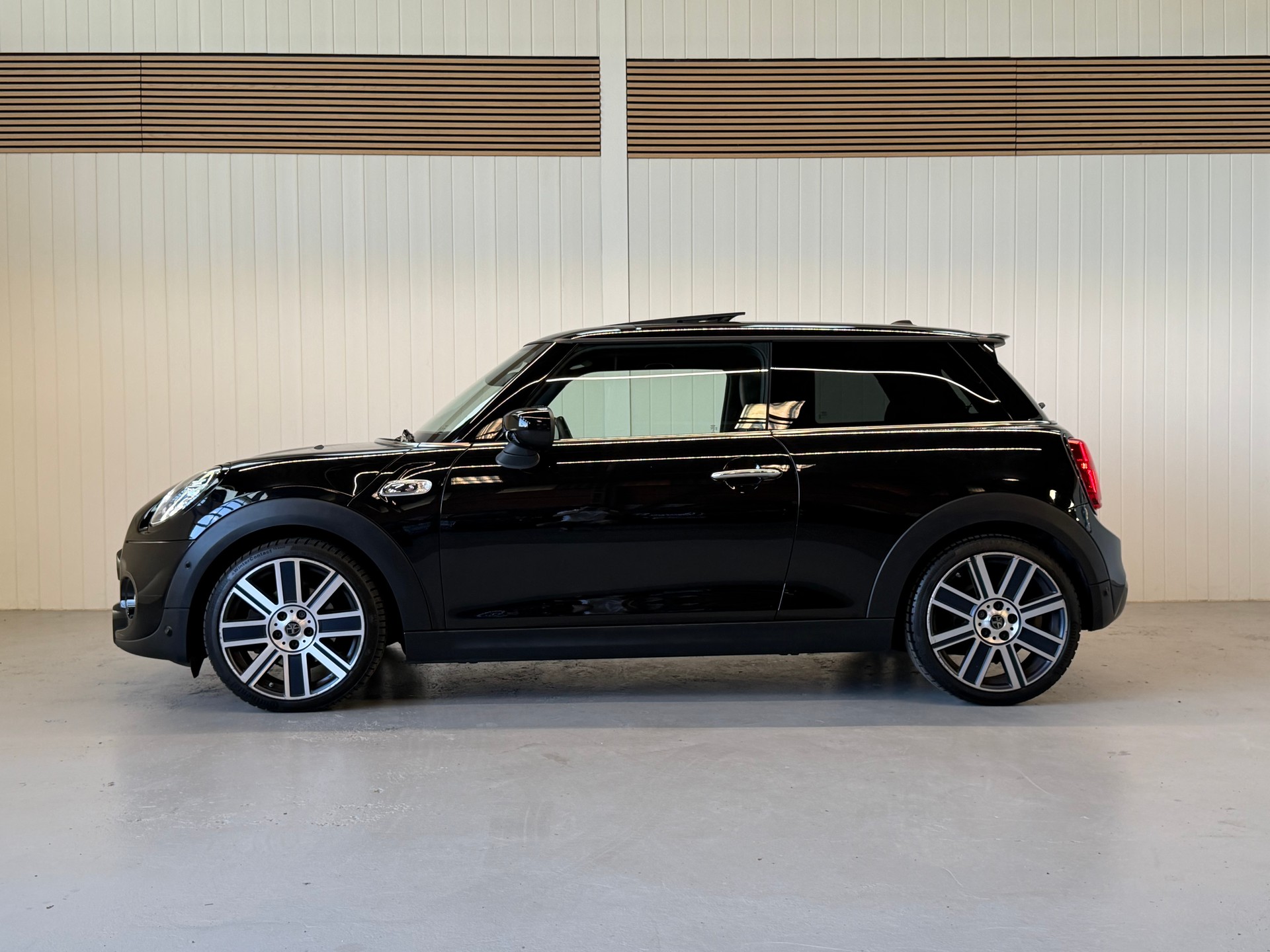 MINI Cooper S Steptronic DKG frisch ab MFK & Service-image-1